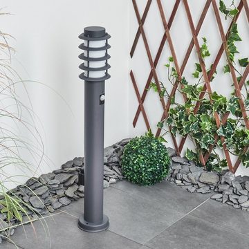 hofstein Pollerleuchte »Zogno« moderne Sockelleuchte aus Metall/Kunststoff in Anthrazit/Weiß, ohne Leuchtmittel, Gartenlampe m. E27, IP44Bewegungsmelder, Steckdose