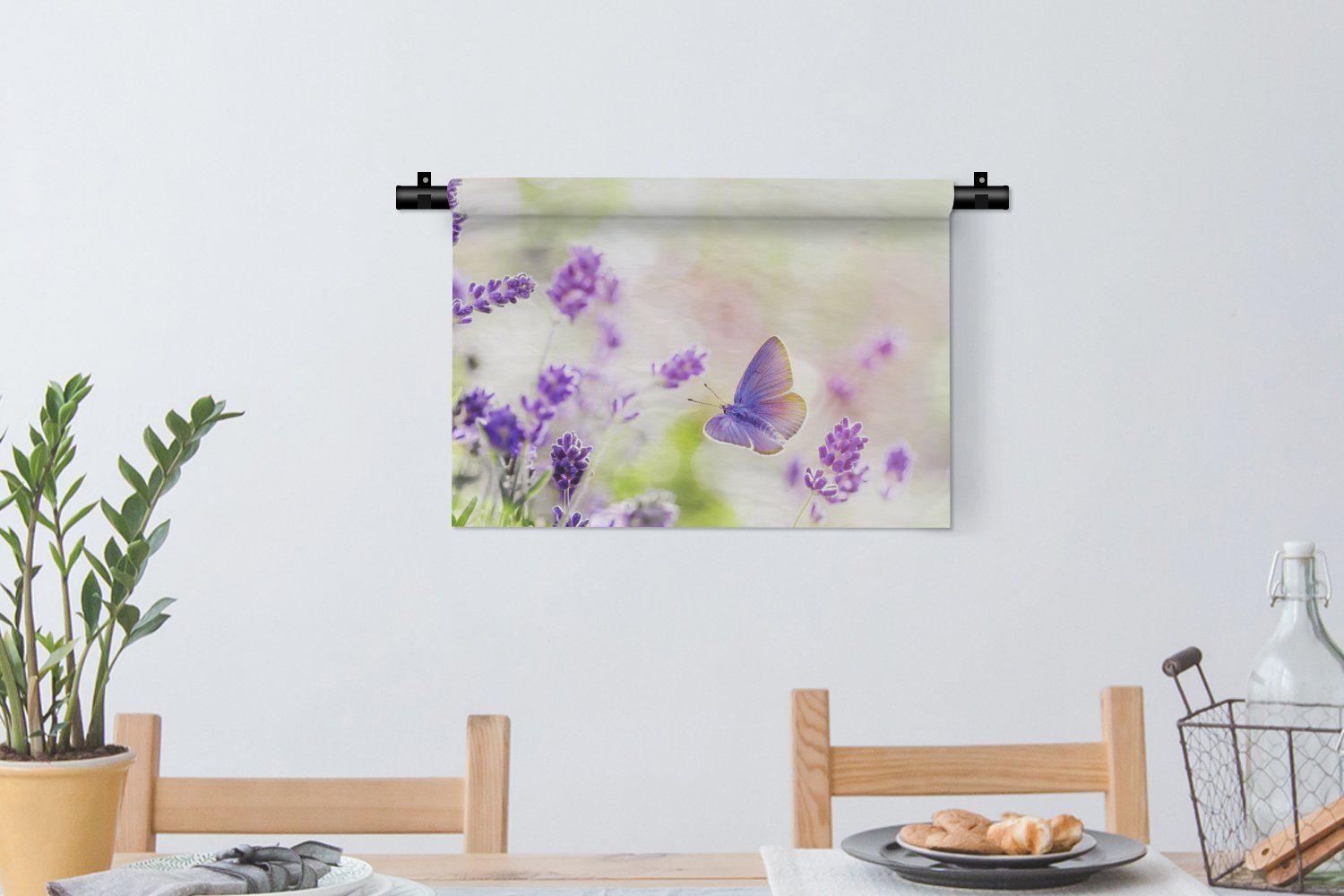 Wanddekoobjekt Blumen, Schlafzimmer, Lavendel - für Wanddeko Wohnzimmer, Schmetterling - Wandbehang, Kleid, Kinderzimmer MuchoWow