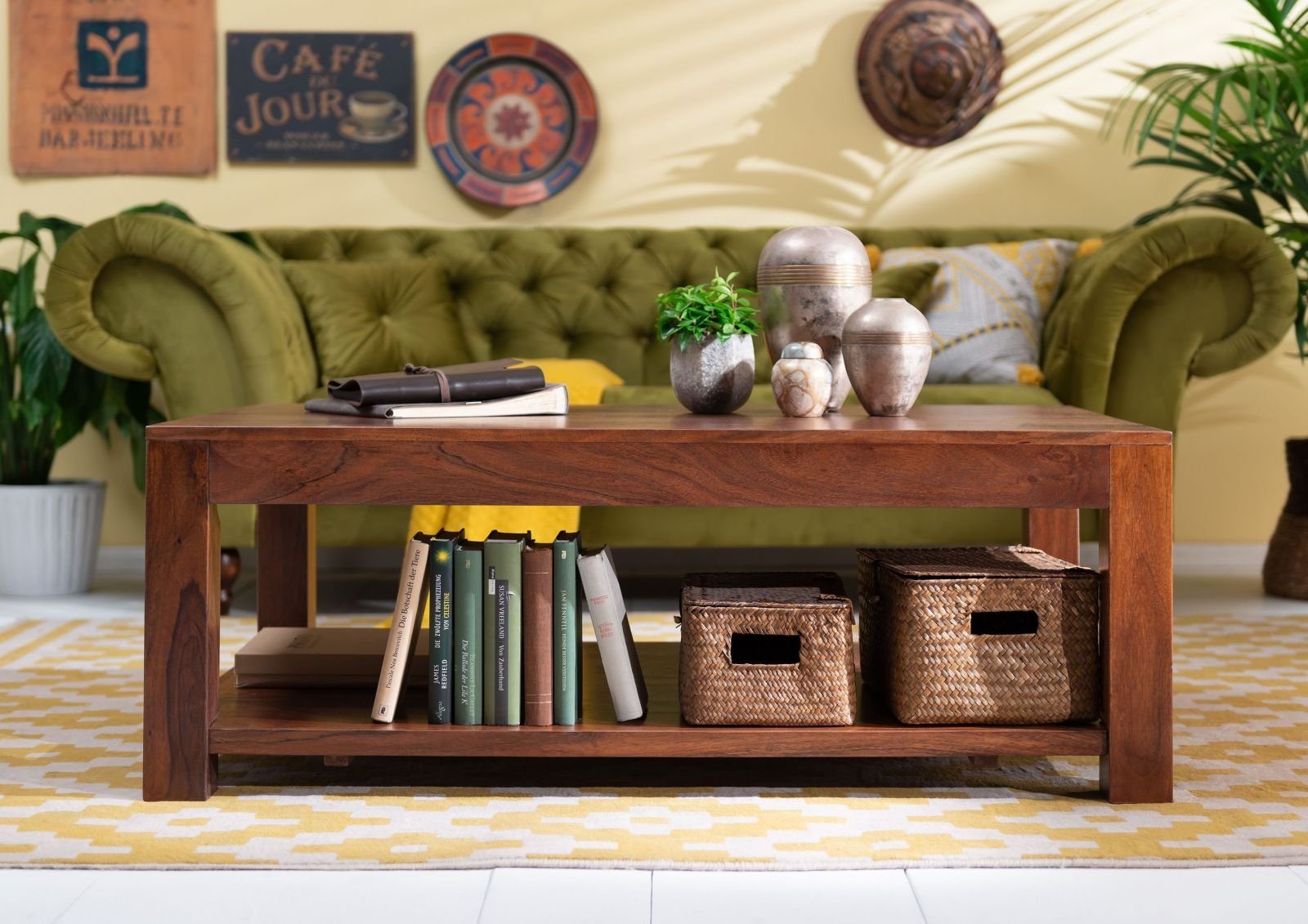 Massivmoebel24 Couchtisch OXFORD (120x75x45 Akazie, Couchtisch aus massiven Akazienholz im Landhausstil), hochwertiges Edelholz;authentische Holzadern;aufwendige Schnitzereien