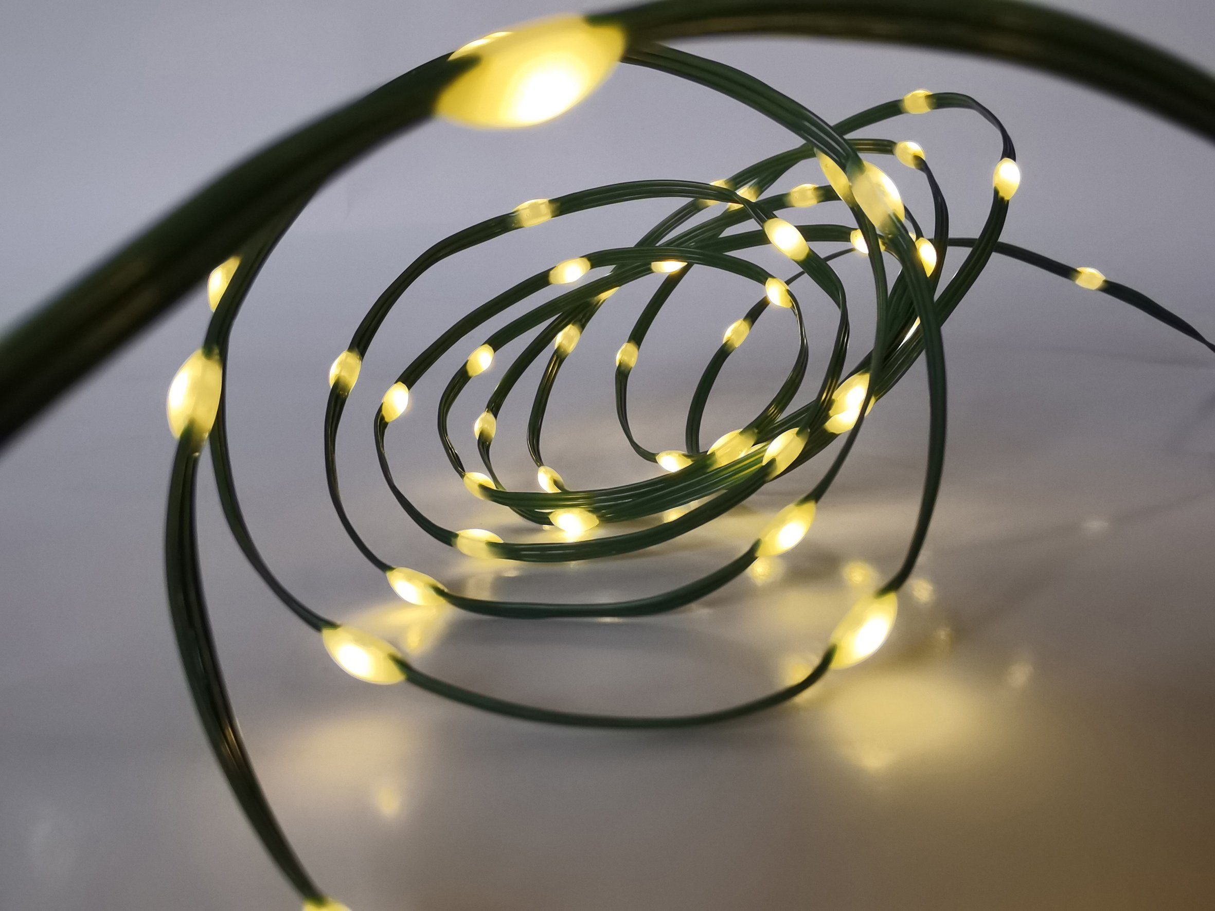 aussen, biegbarem Weihnachtsdeko Timer, inklusive aus einem Kupferdraht 6/18h LED-Lichterkette 100-flammig, Star-Max