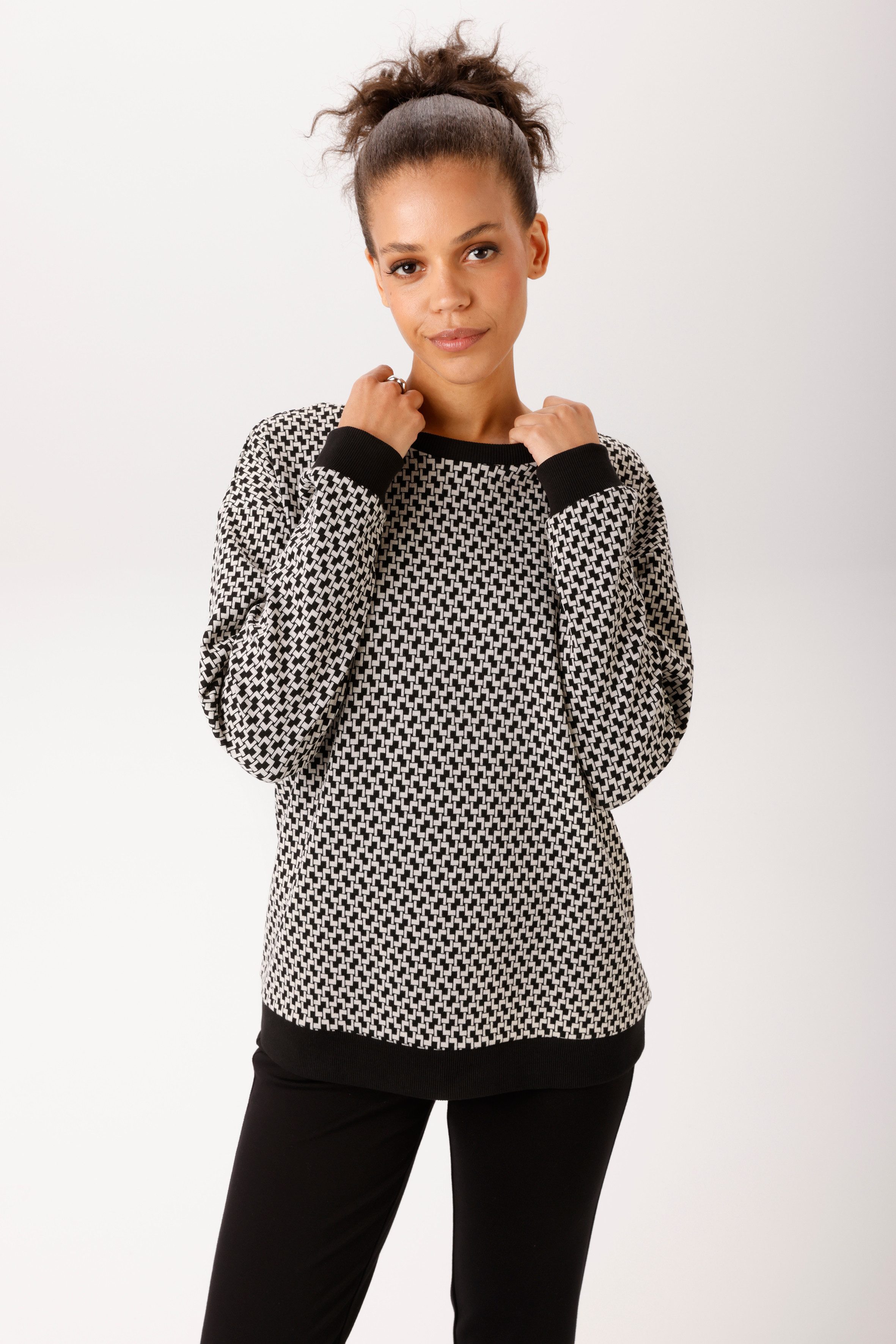 Aniston CASUAL Sweatshirt mit grafischem Minimal-Muster - NEUE KOLLEKTION. € 39,99, (€ 39,99 pro 1 Stk).