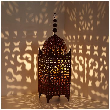 Casa Moro Kerzenlaterne Orientalische Laterne marokkanische Eisenlaterne Firyal H-110 cm (Windlicht wie aus 1001 Nacht, edelrost-braun, hängend & stehend), Ramadan Kerzenhalter für draußen & Innen, mit Eisen Rost Finish