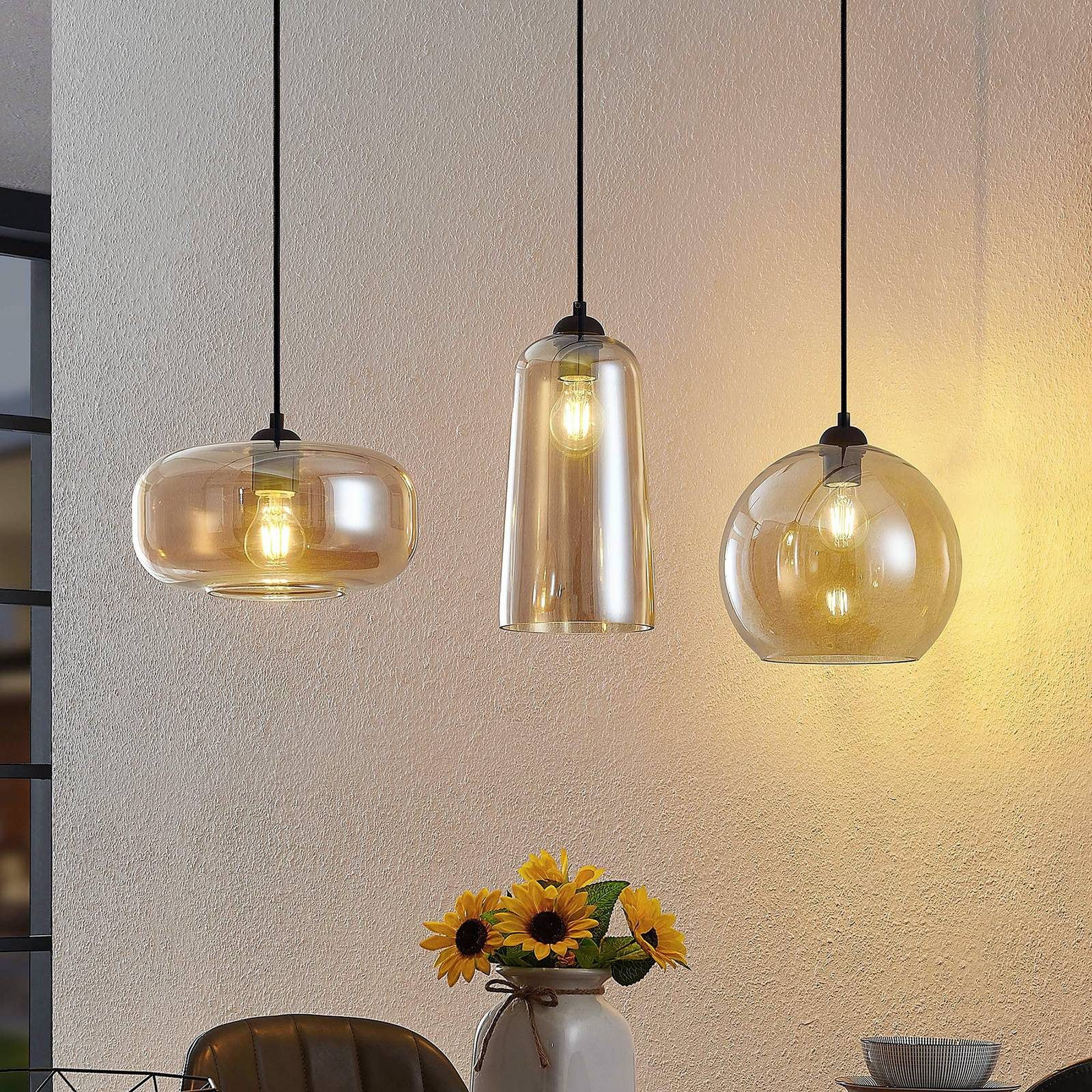Lucande Hängeleuchte Wilja, Glas Creme IP20, 3 x 60 W günstig online kaufen