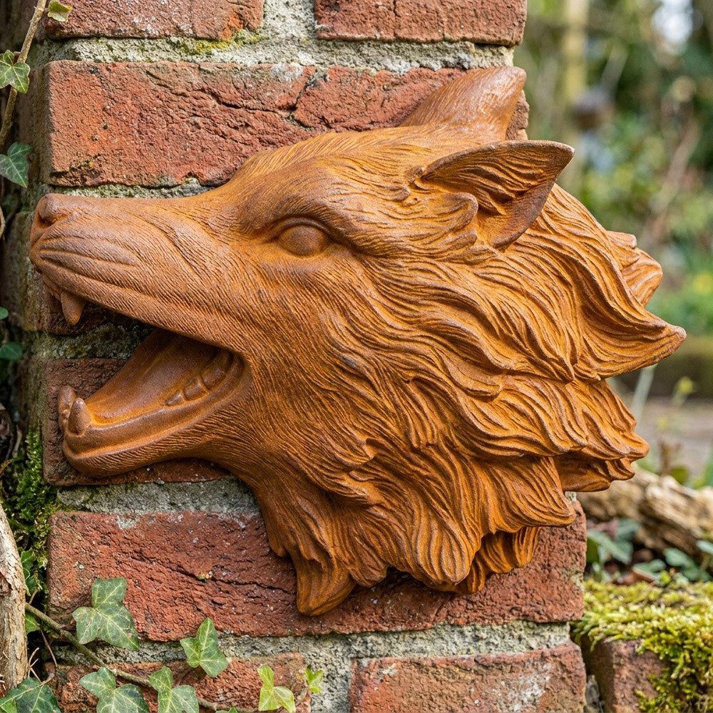 Antikas Gartenfigur Wandrelief, Wolf, Wandeko, Gusseisen, Rostig