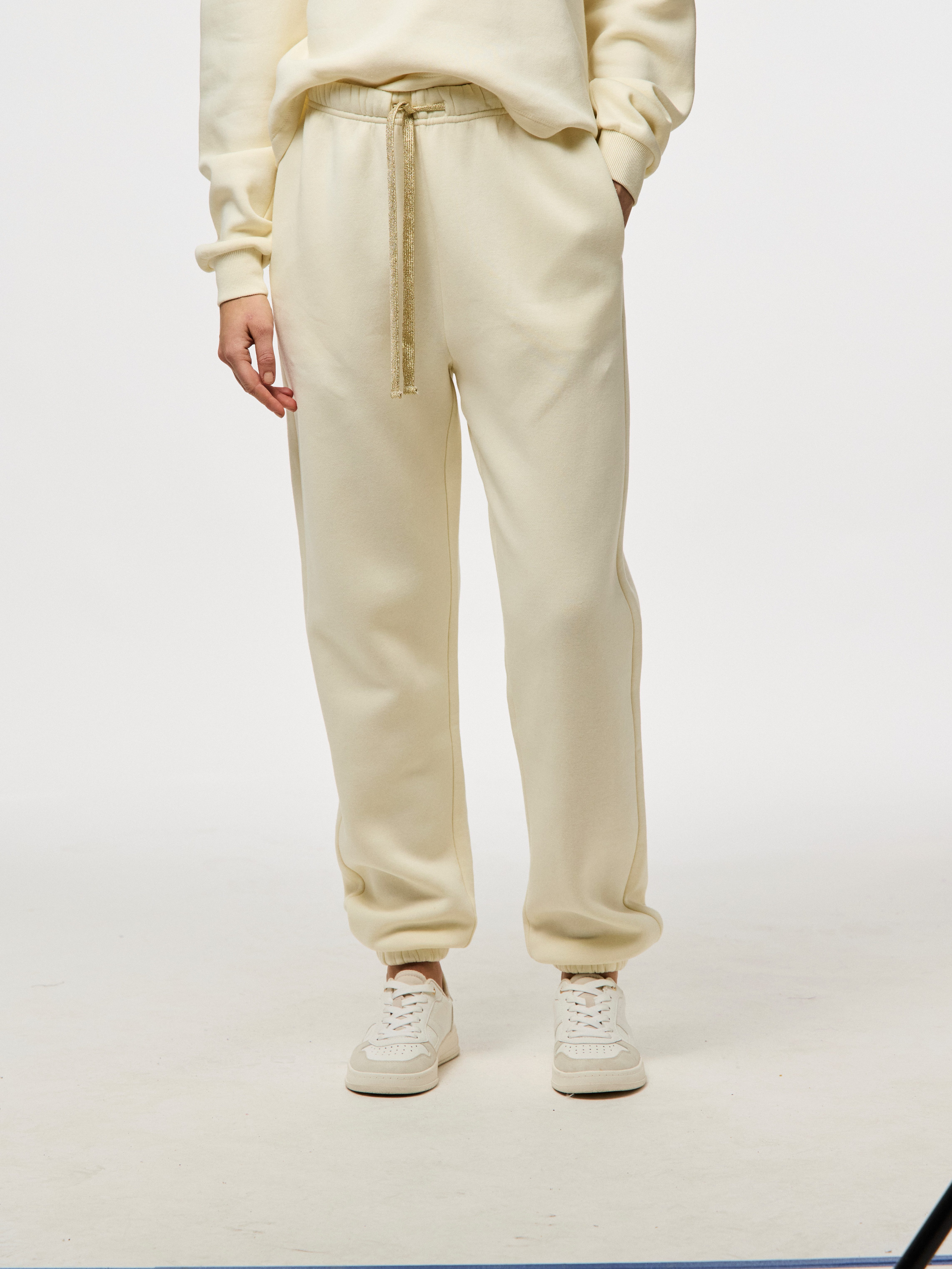 pieces Sweathose PCCHILLI HW HEART SWEAT günstig online kaufen