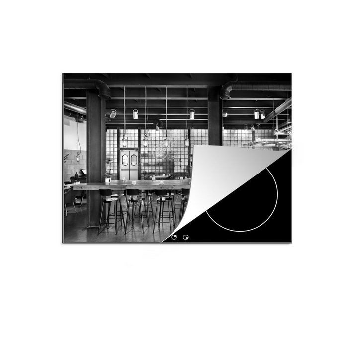 MuchoWow Herdblende-/Abdeckplatte Restaurant mit industriellem Interieur - schwarz und weiß Vinyl (1 tlg) Mobile Arbeitsfläche nutzbar Ceranfeldabdeckung