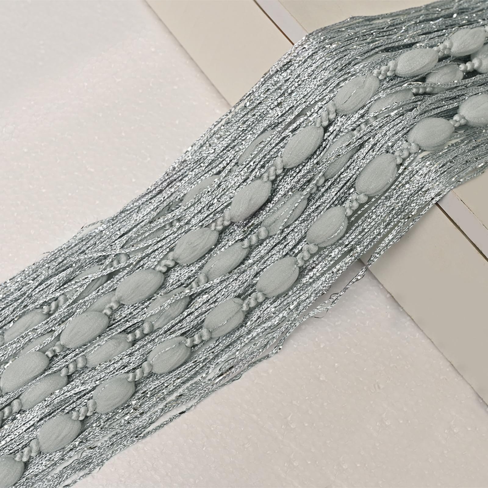 Zyronn Fadenvorhang Türvorhang Fadengardine Raumteiler Fadenstores (1 St), gestreifter Vorhang/Querbehang, 100 x 200 cm,Stangendurchzug