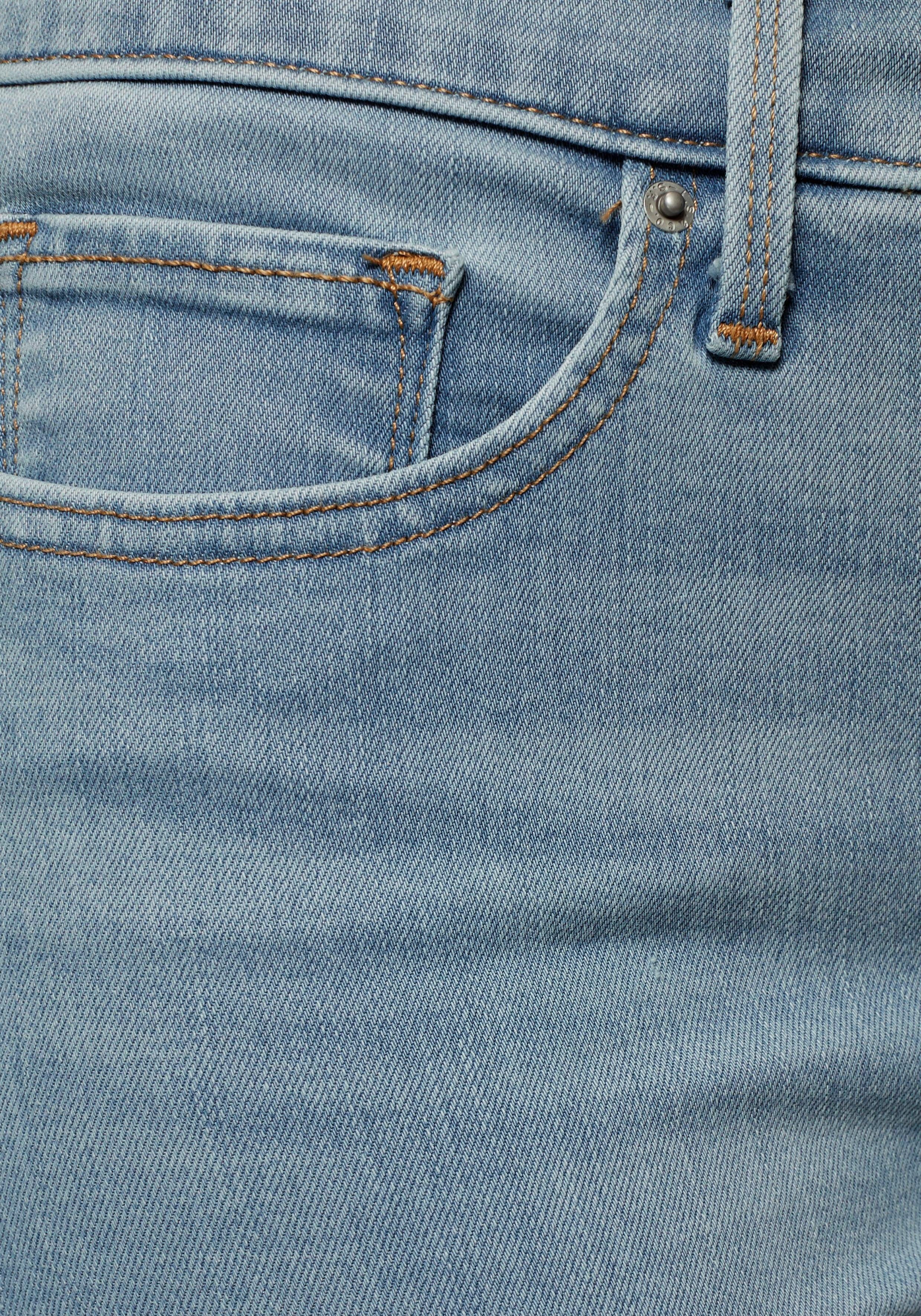 Levi's® Slim-fit-Jeans 311 im Skinny 5-Pocket-Stil Salte Dew Shaping Oahu Morning
