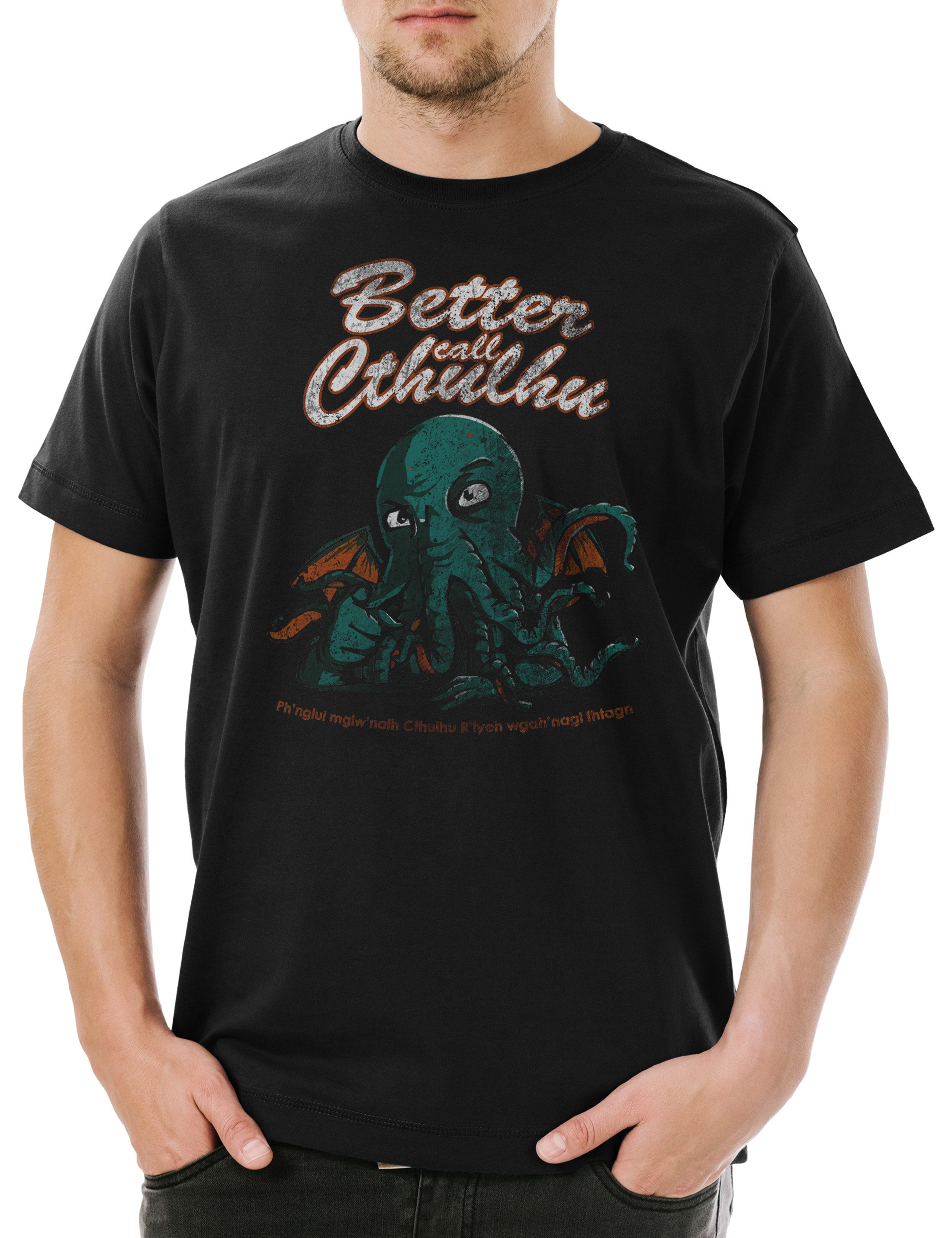 Urban Backwoods Print-Shirt Better Call Cthulhu Herren T-Shirt Arkham H. P. Lovecraft Miskatonic (1-tlg) Call Horror Dunwich Innsmouth