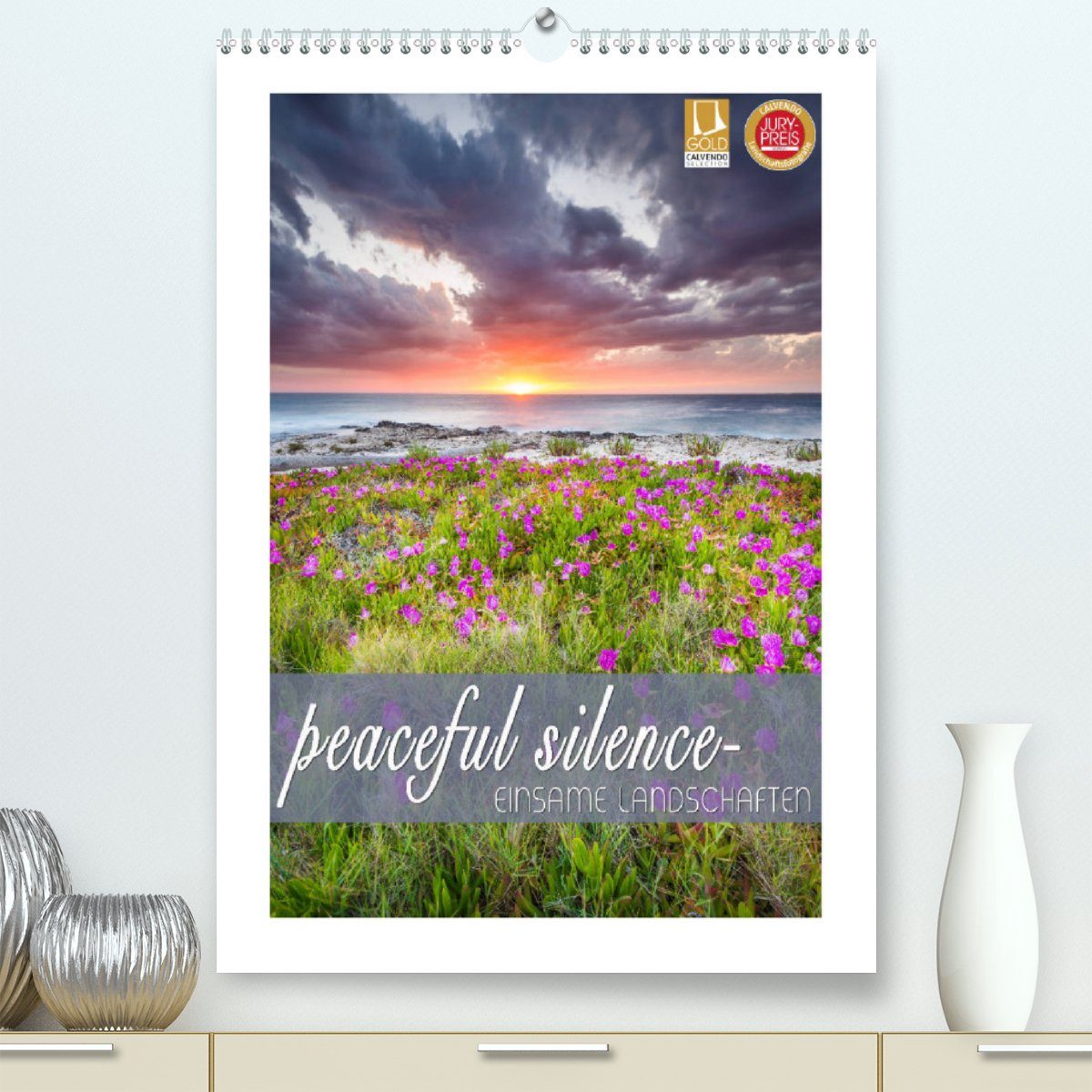 CALVENDO Wandkalender peaceful silence - einsame Landschaften (Premium, hochwertiger DIN A2 Wandkalender 2023, Kunstdruck in Hochglanz)
