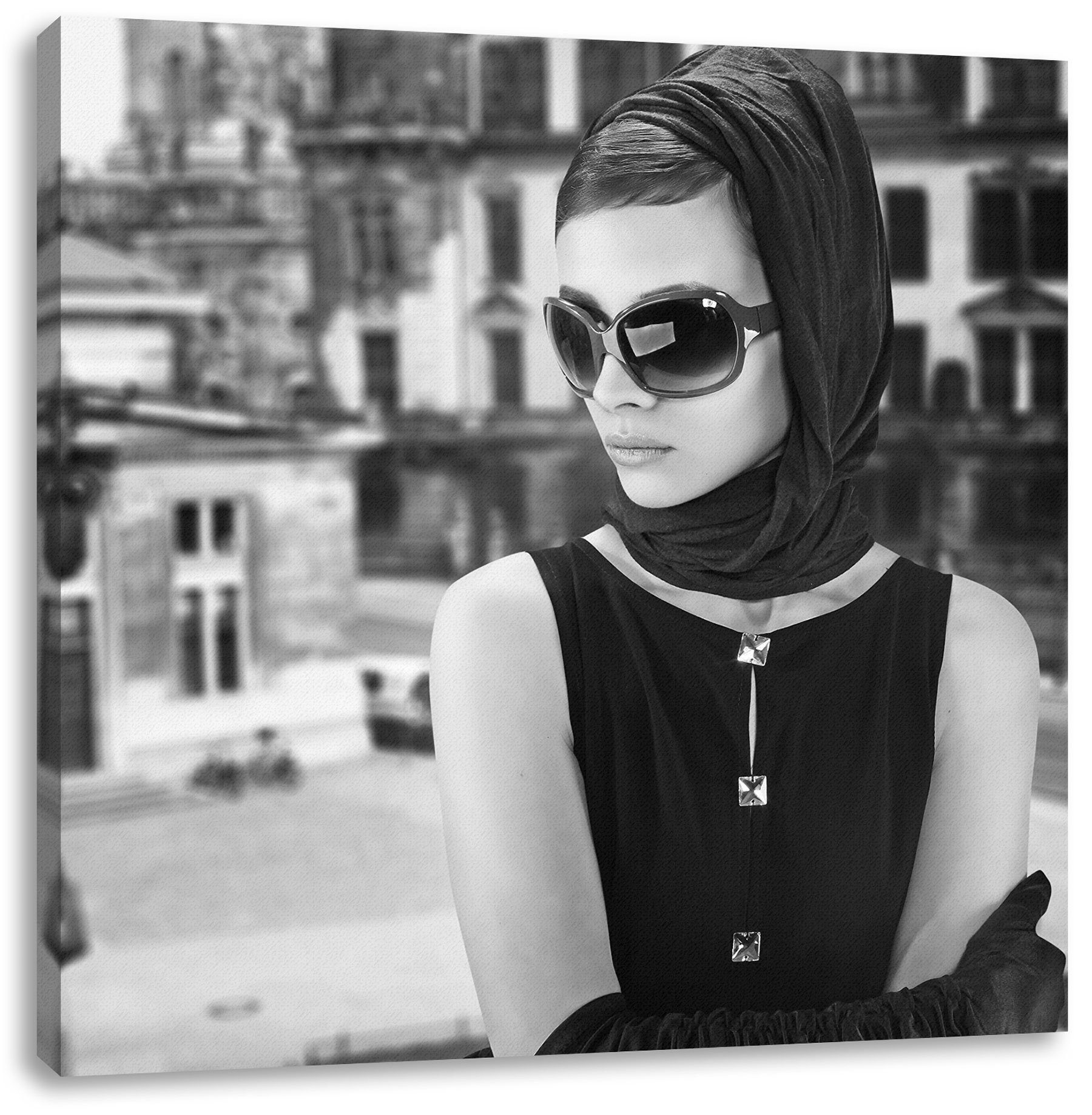 Pixxprint Leinwandbild Audrey in Paris, Audrey in Paris (1 St), Leinwandbild fertig bespannt, inkl. Zackenaufhänger | Leinwandbilder