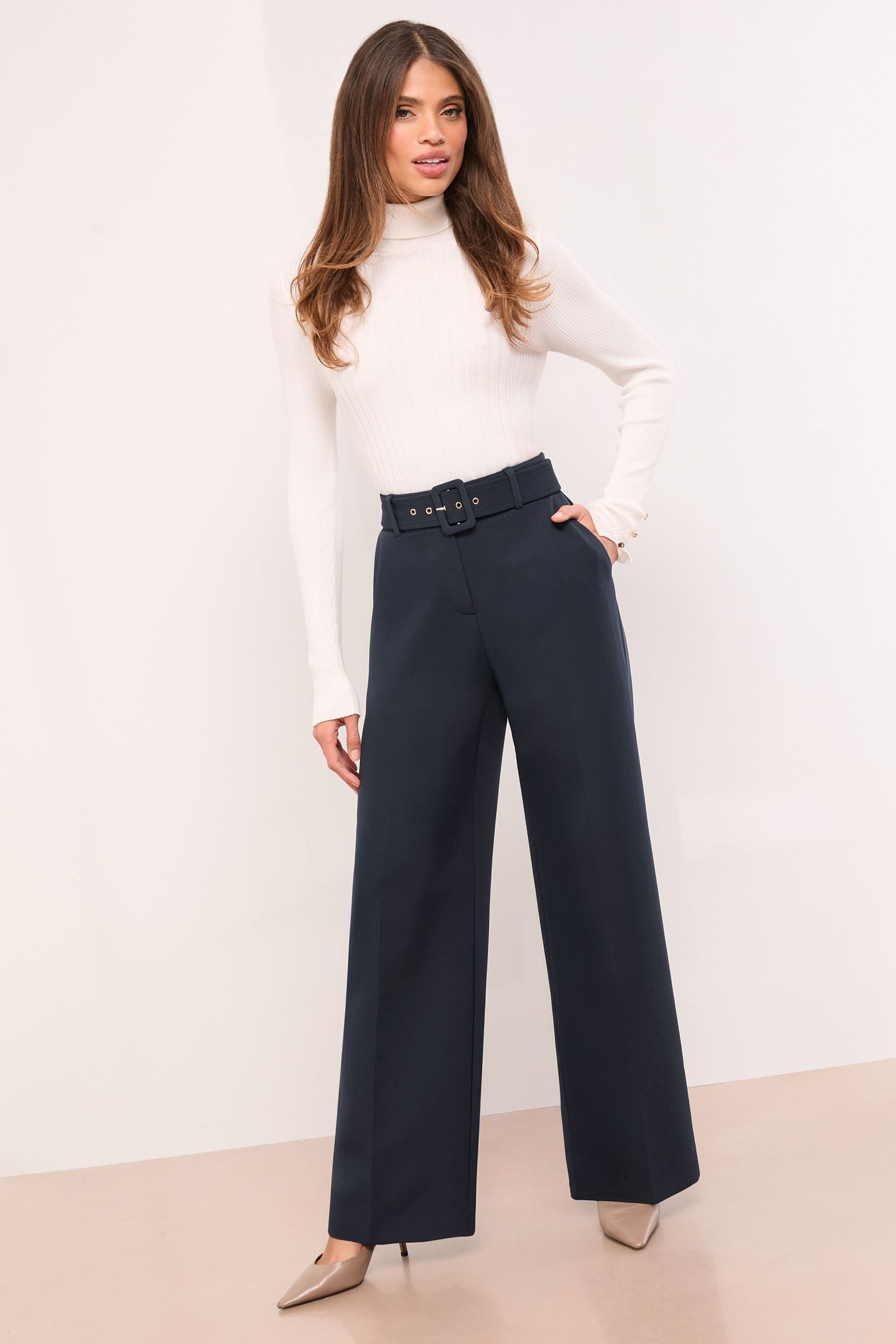 LIPSY Anzughose Lipsy Hose mit weitem Bein und Gürtel, Regular (1-tlg)