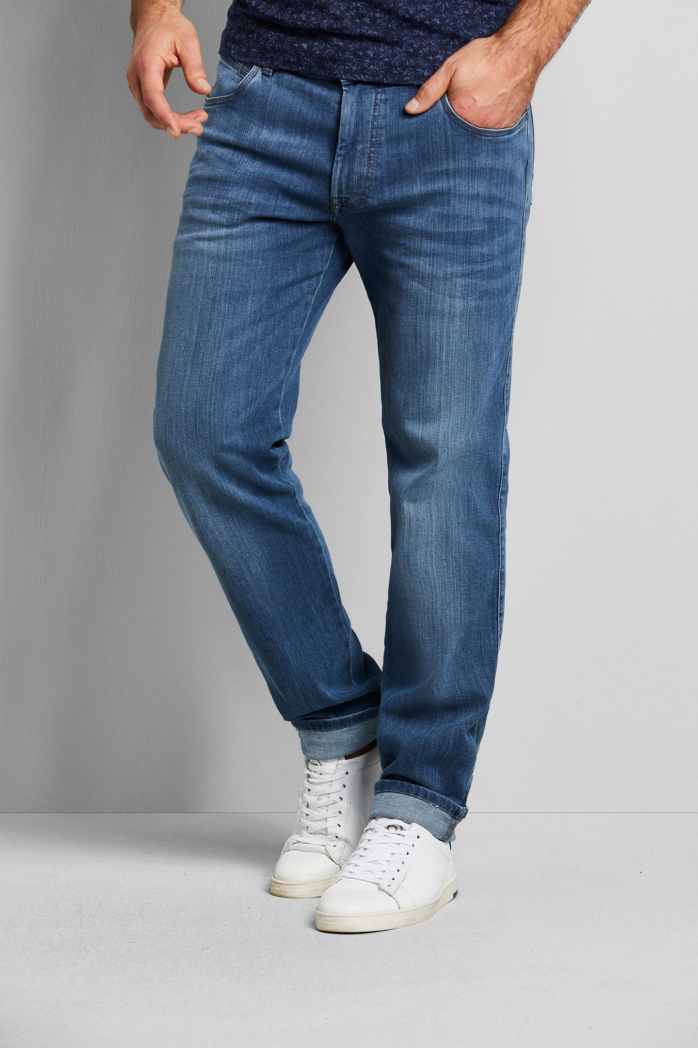 Stretch bugatti mit mittelpureblau Power 5-Pocket-Jeans