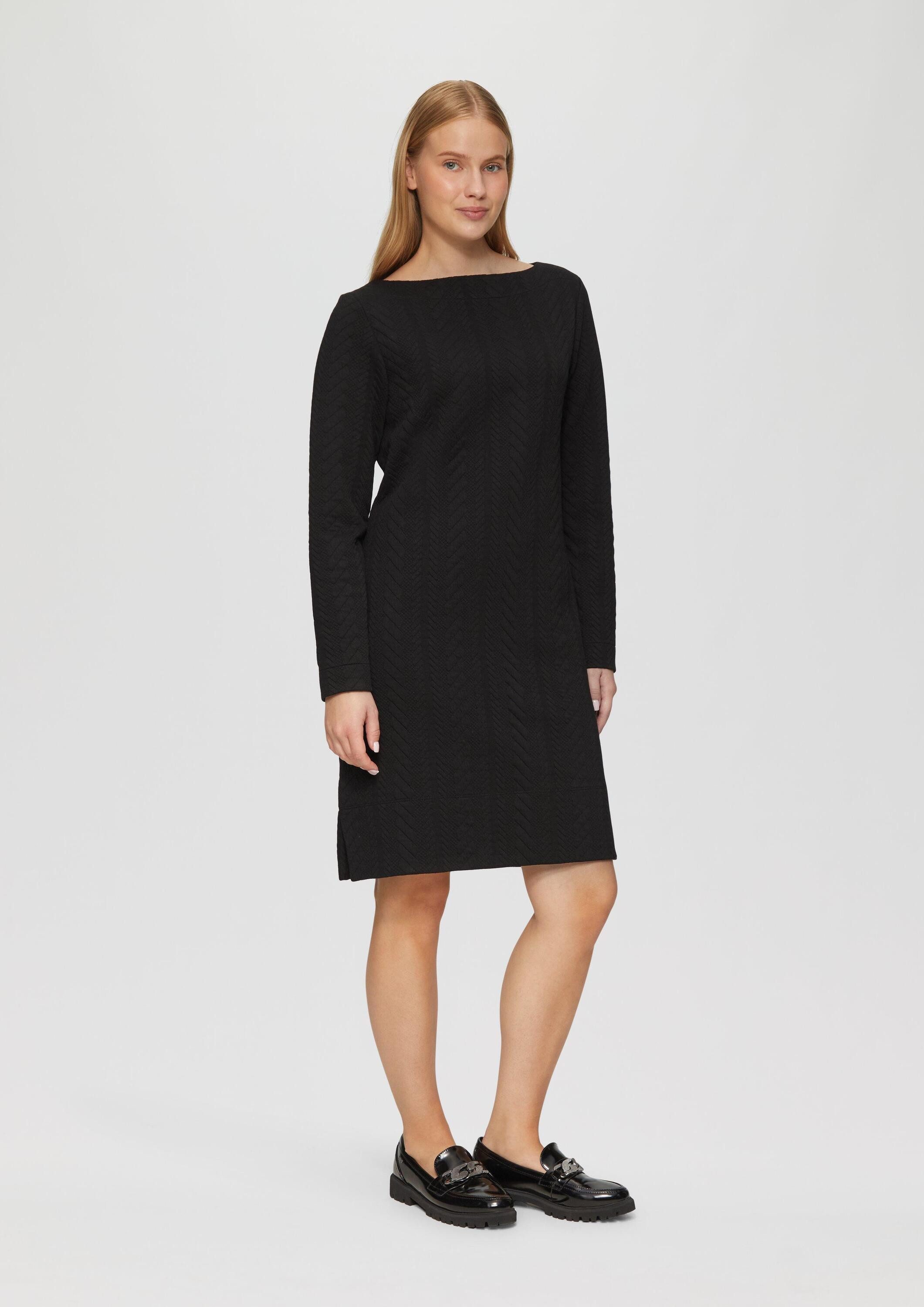 s.Oliver Minikleid Kleid Strukturiertes Jacquard-Kleid mit U-Boot-Ausschnit günstig online kaufen