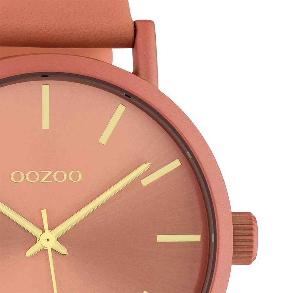 OOZOO Quarzuhr Oozoo Damen Armbanduhr OOZOO Timepieces, Damenuhr rund, groß  (ca. 42mm), Lederarmband orange, Fashion