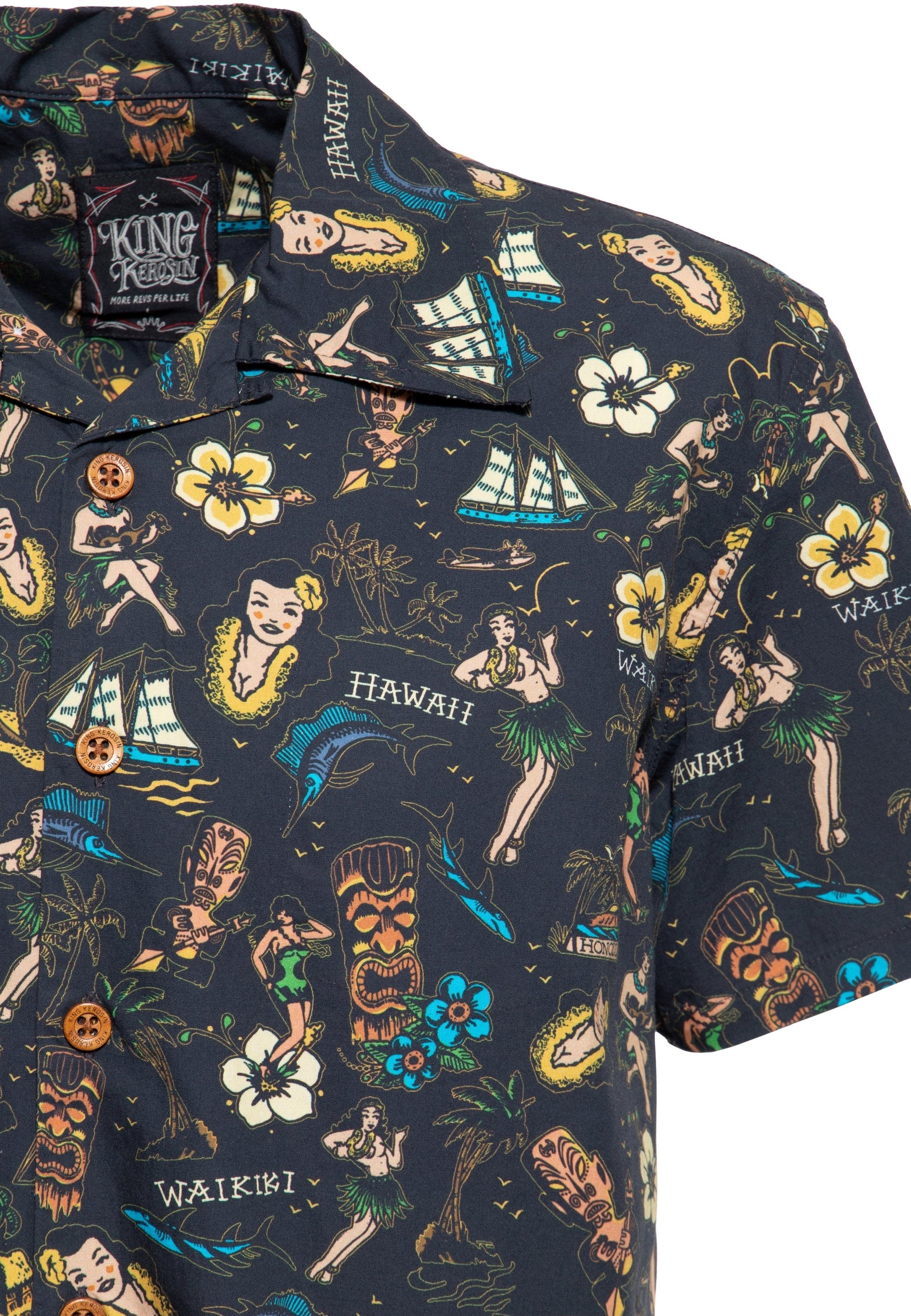 KingKerosin Kurzarmhemd im hawaiianischem Allover-Print