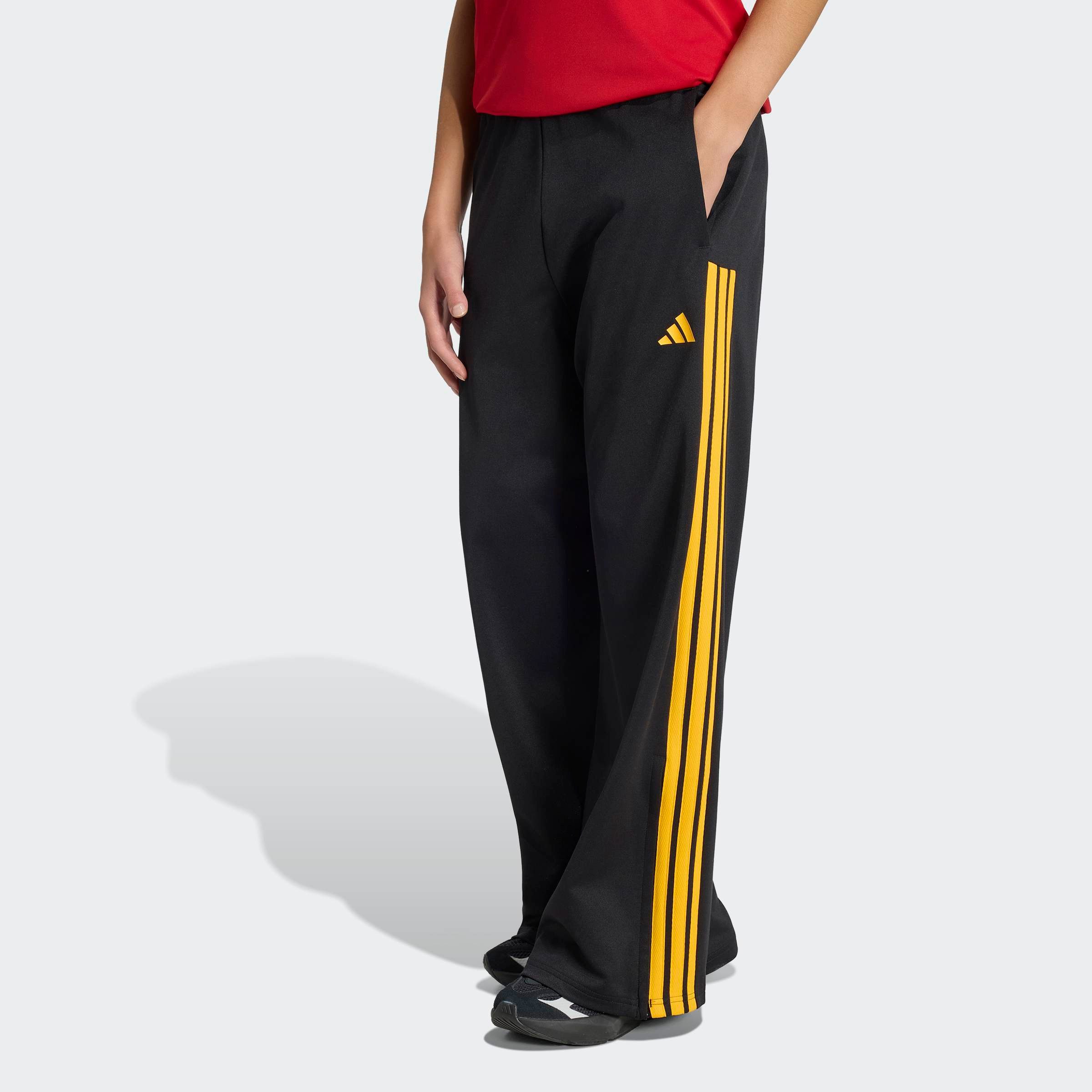 Sporthose HOUSE OF TIRO WIDE LEG