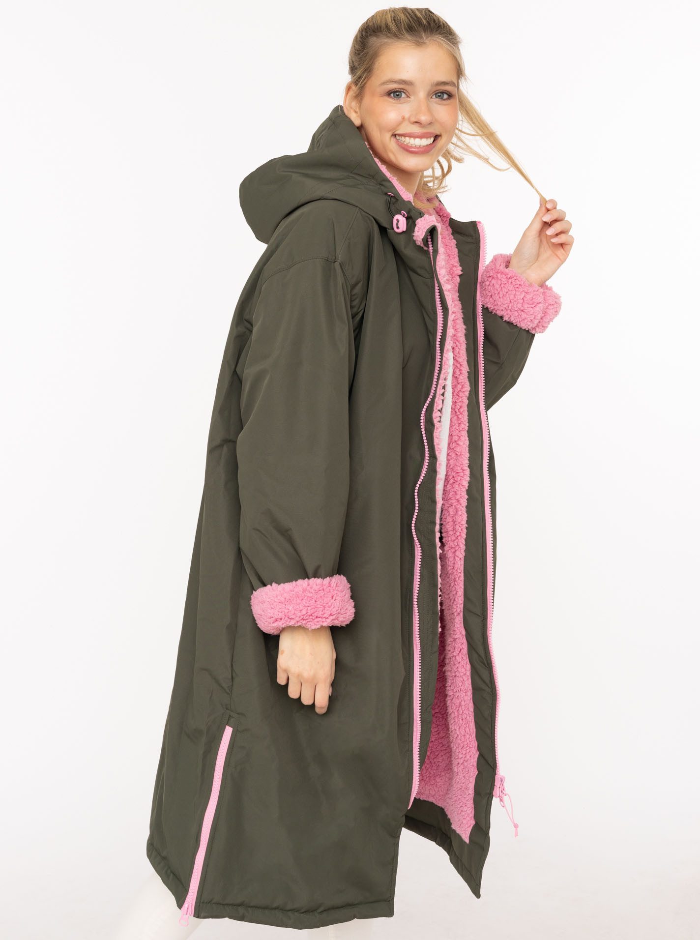 Zwillingsherz Kurzmantel "Oversize Windjacke ZH" seitliche Taschen, Kapuze, Reißverschluss, Teddy Futter, Oversized – Bild 5 von 5