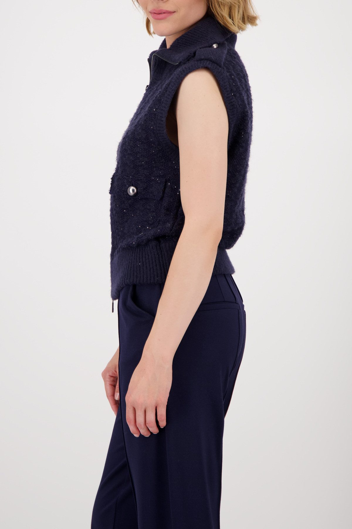 Monari Strickjacke Regular fit mit Rundhalsausschnitt mit Stehkragen günstig online kaufen