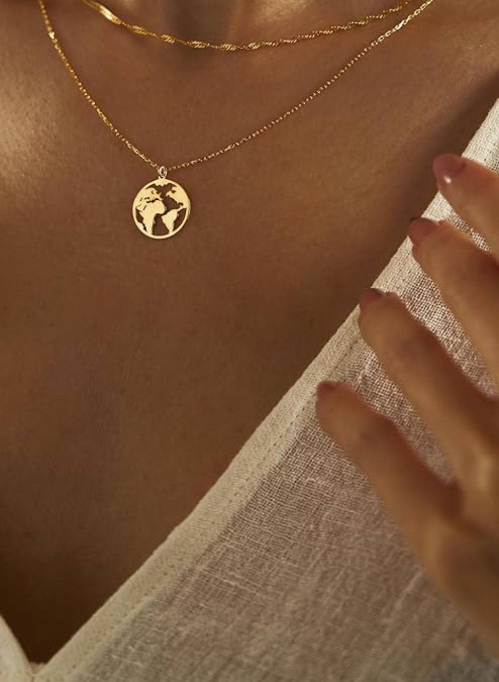 Einzelstück Charm-Kette Halskette mit Globus Anhänger – Bild 4 von 5