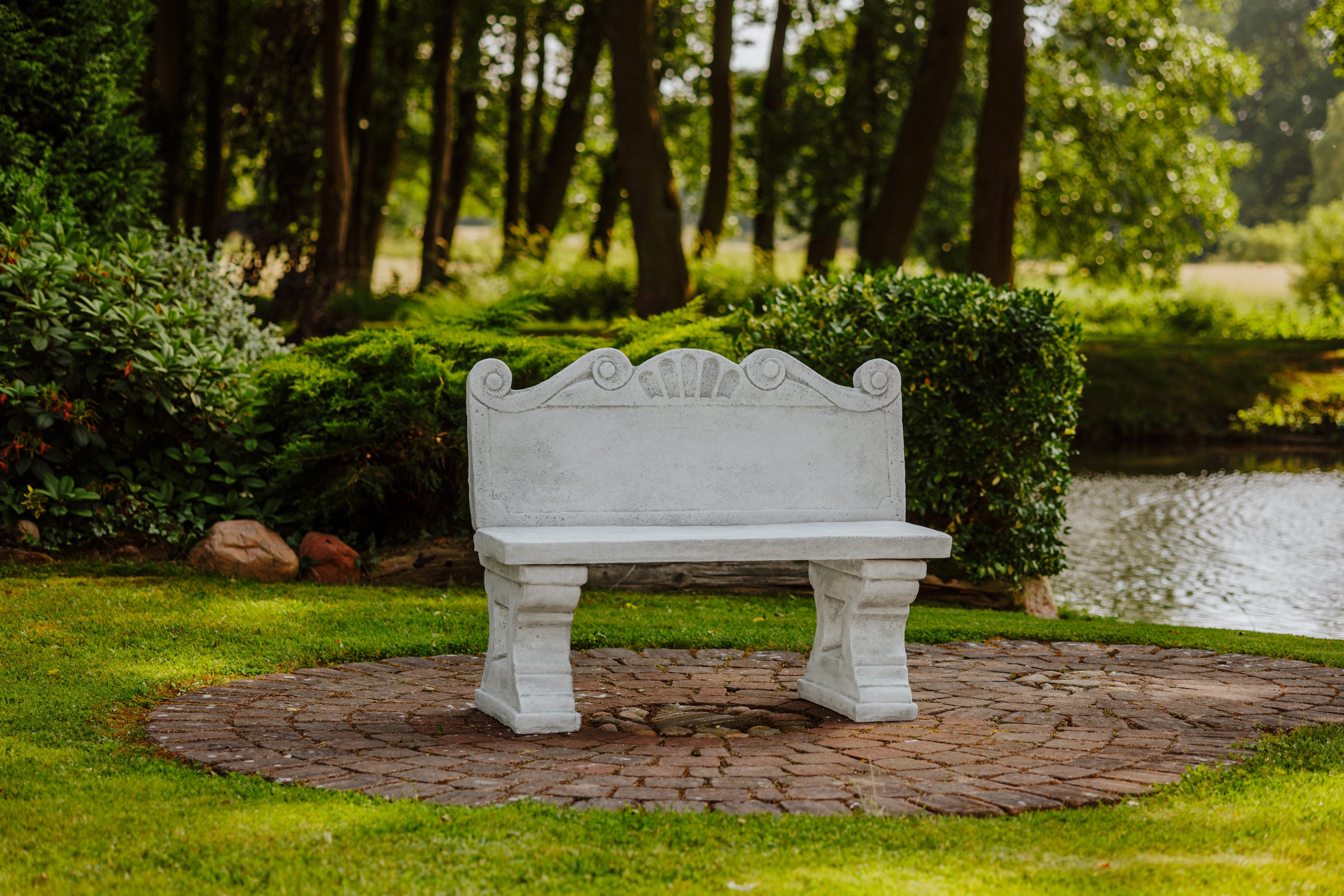 gartendekoparadies.de Gartenbank Antike Steinbank mit Rückenlehne 119 x 66 x 96 cm Höhe, 241 kg, Frostsicher