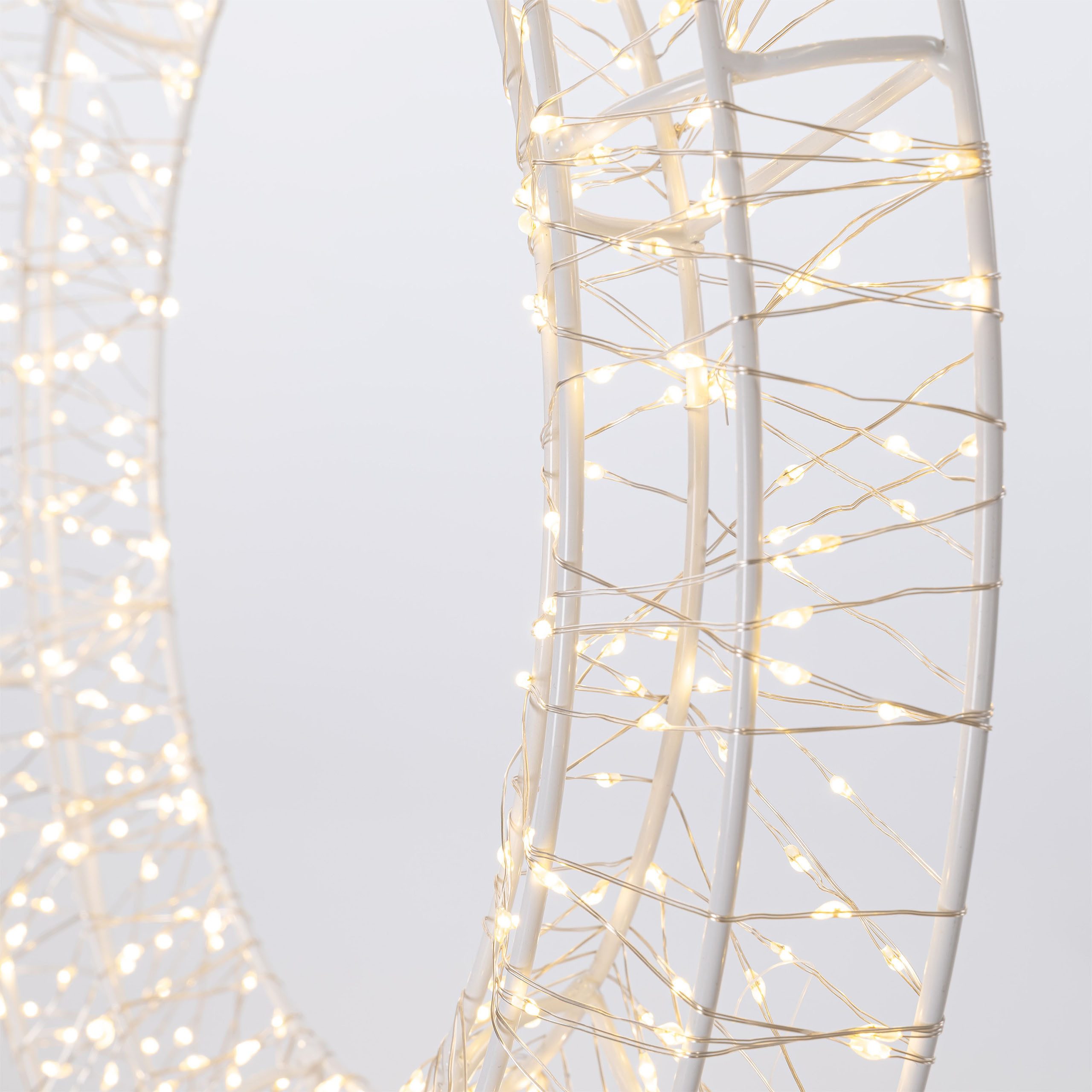 OTTO home LED Dekolicht LED Dekokranz GENNIA, Ein-/Ausschalter, LED fest integriert, Warmweiß, IP44, Metall, starke LED-Dichte, 3 m Zuleitung – Bild 4 von 5