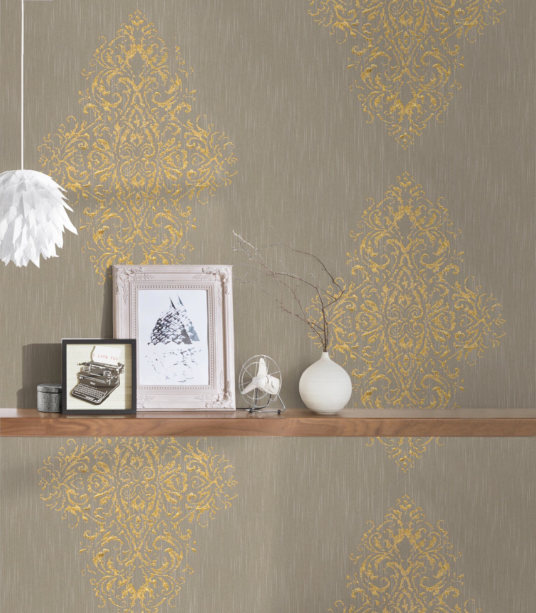 Effekt Textil Barock wallpaper, Luxury Metallic Tapete Textiltapete Barock, samtig, Architects beige/gold Paper