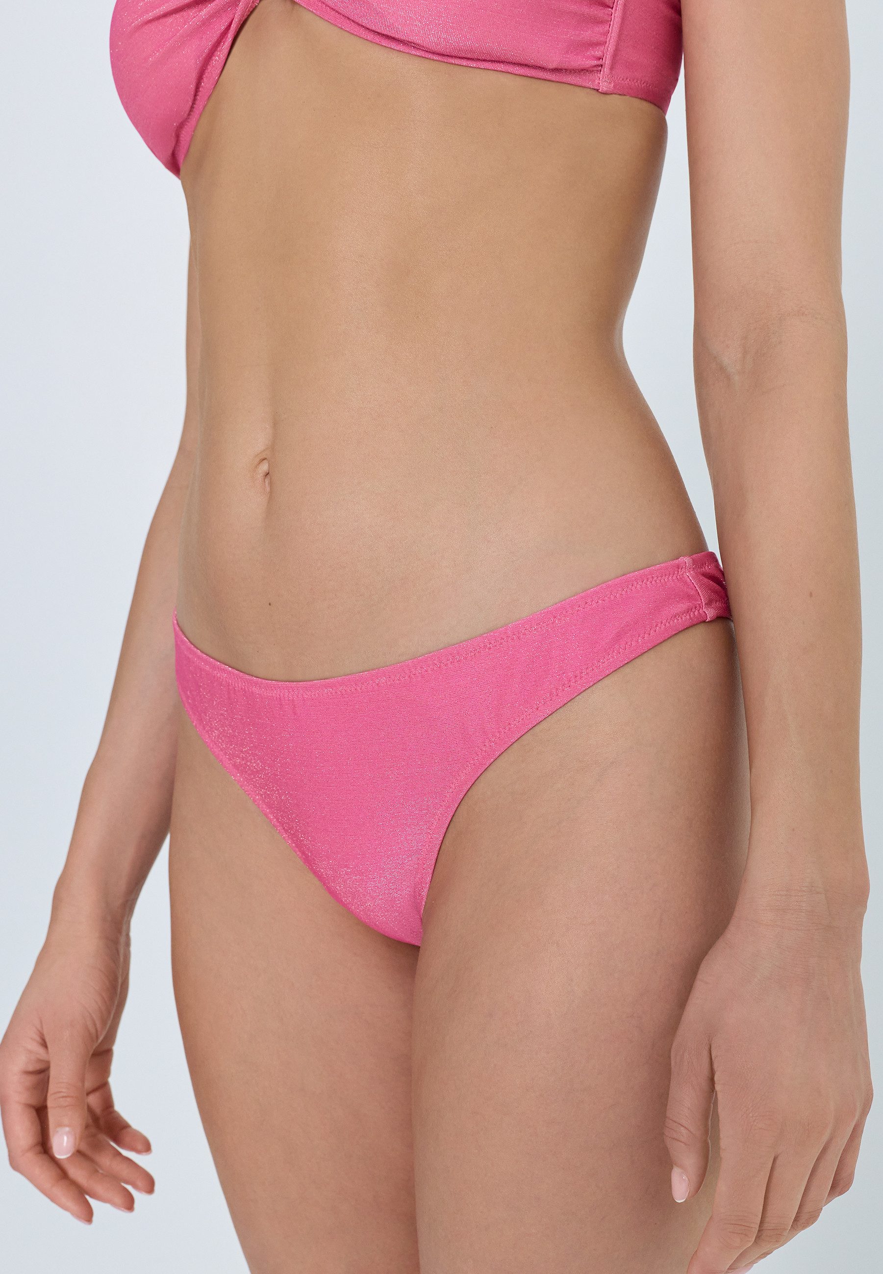 LSCN by LASCANA Bikini-Hose Gladys in trendiger Glitzeroptik