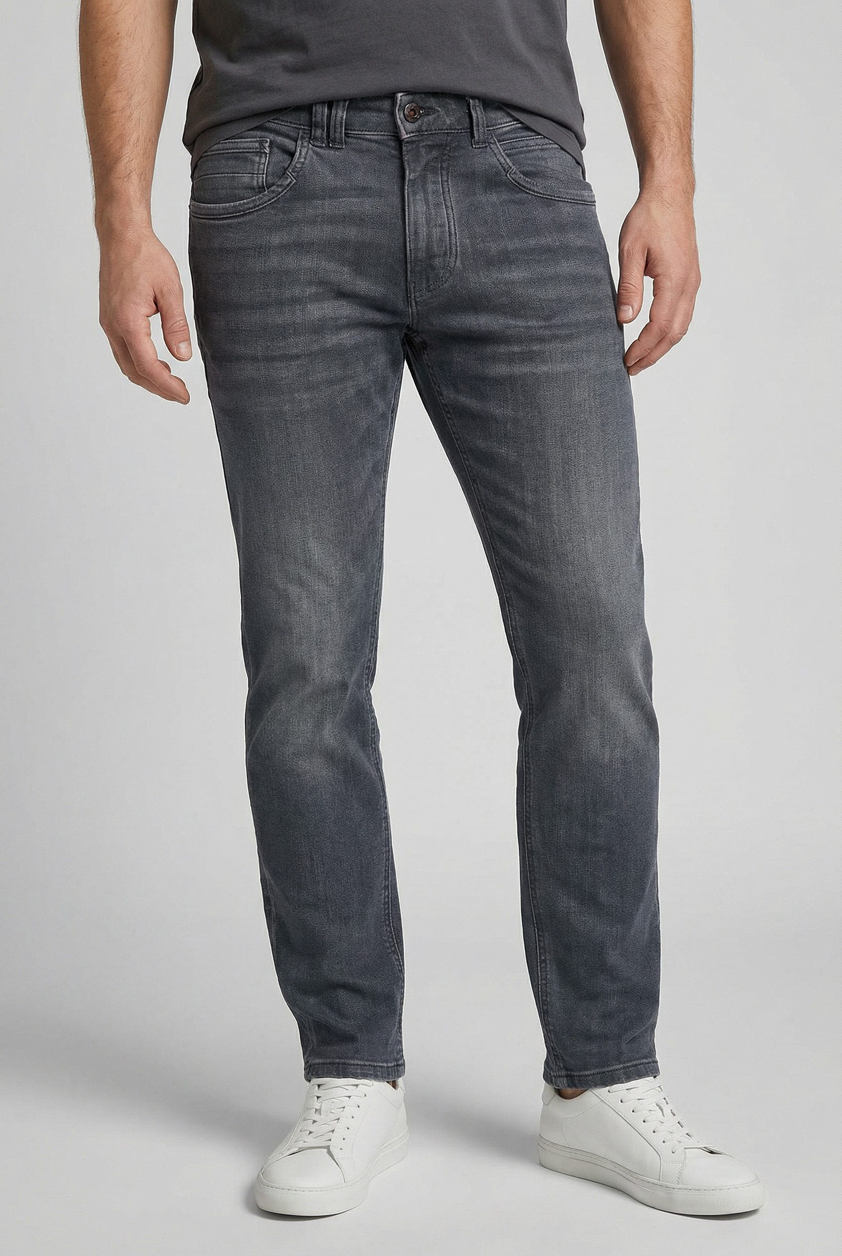camel active Slim-fit-Jeans mit Leder-Badge