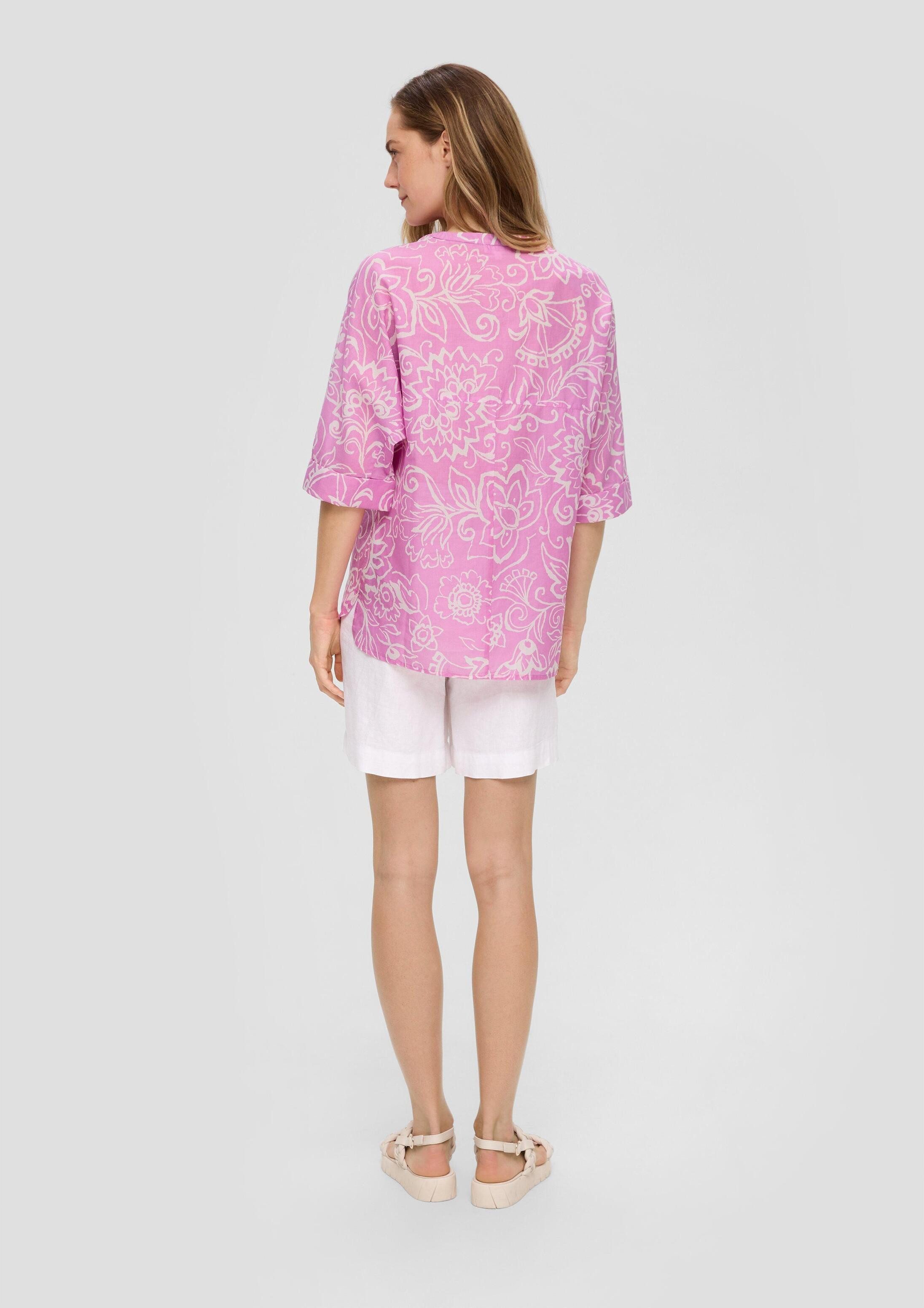 s.Oliver Kurzarmbluse Bluse Baumwollbluse mit Fledermausärmeln und floralem All-over-Print