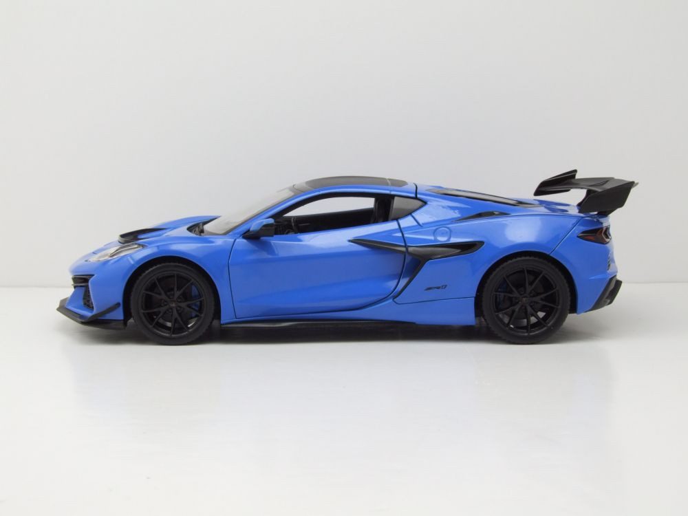 Maisto® Modellauto Chevrolet Corvette ZR1 Coupe blau metallic, Maßstab 1:18