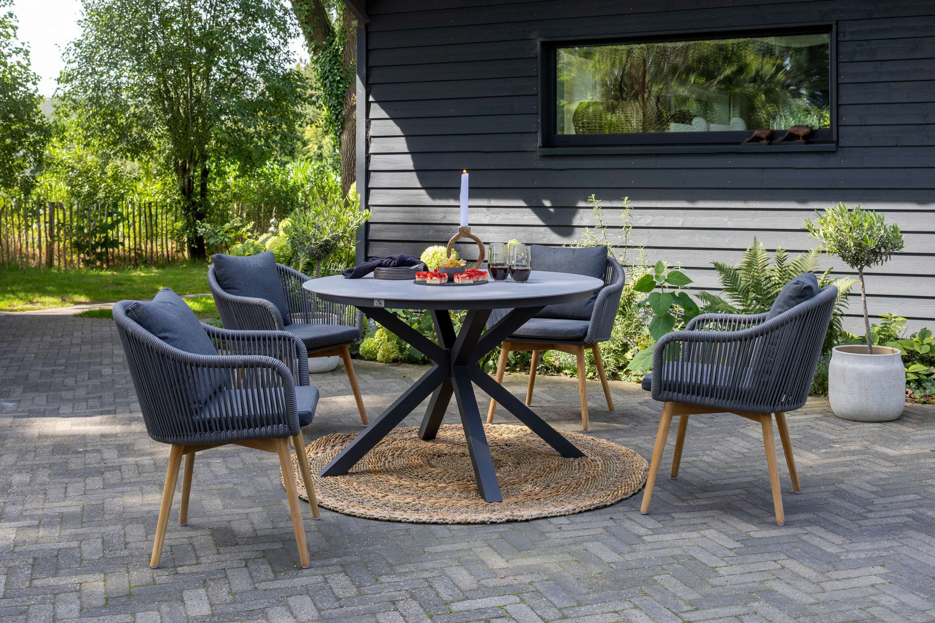 MR.DEKO Gartenlounge-Set Diningsessel Solana mit Tisch Almeria rund 120 cm