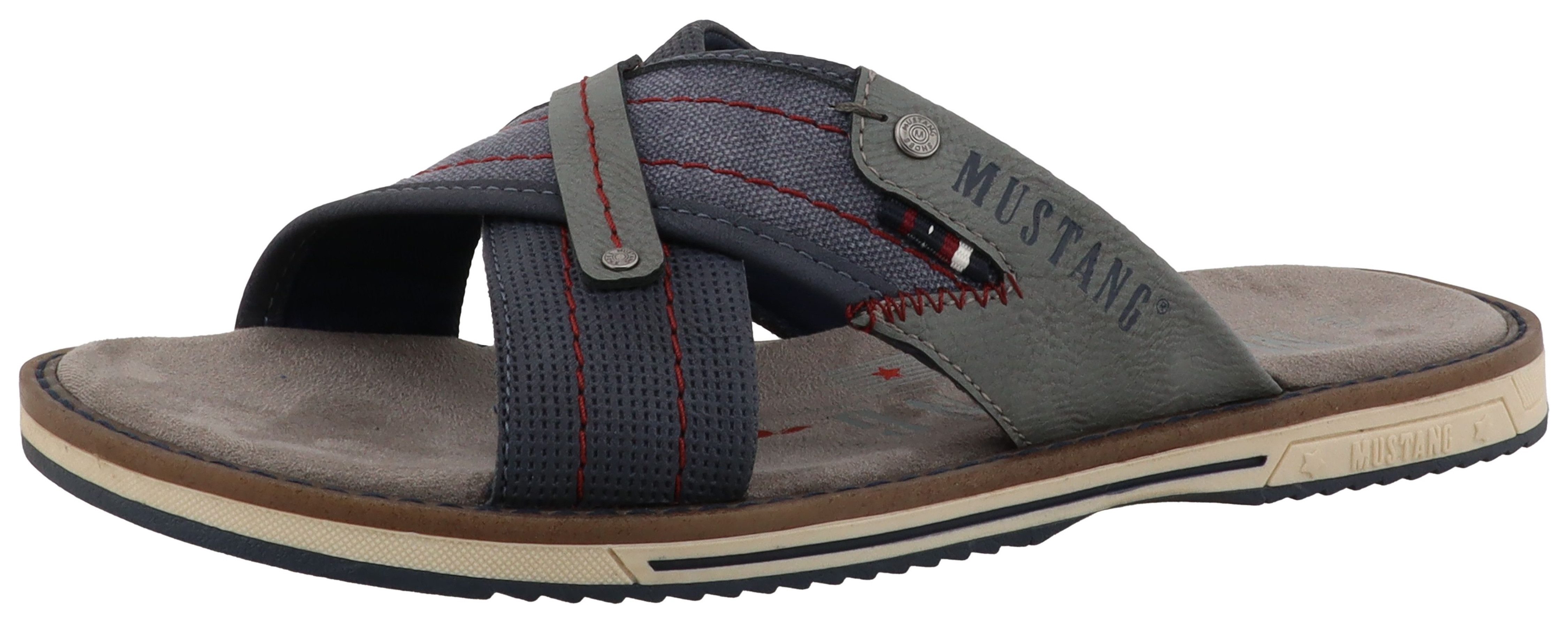 Mustang Shoes Agostino Pantolette Schlupfschuh, Sommerschuh mit modischer Kontrastnaht