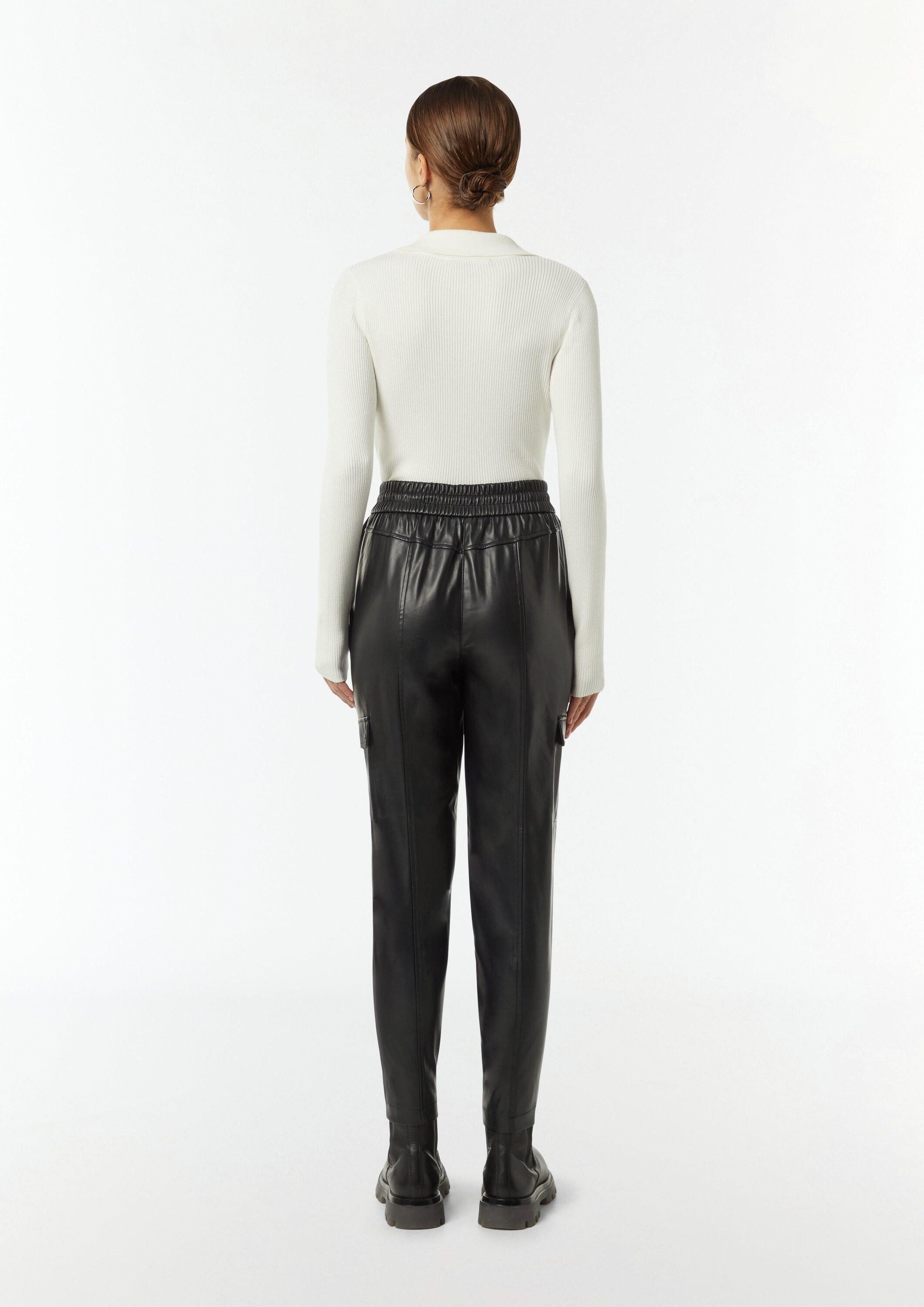 comma Chinos Hose Cargohose aus Lederimitat