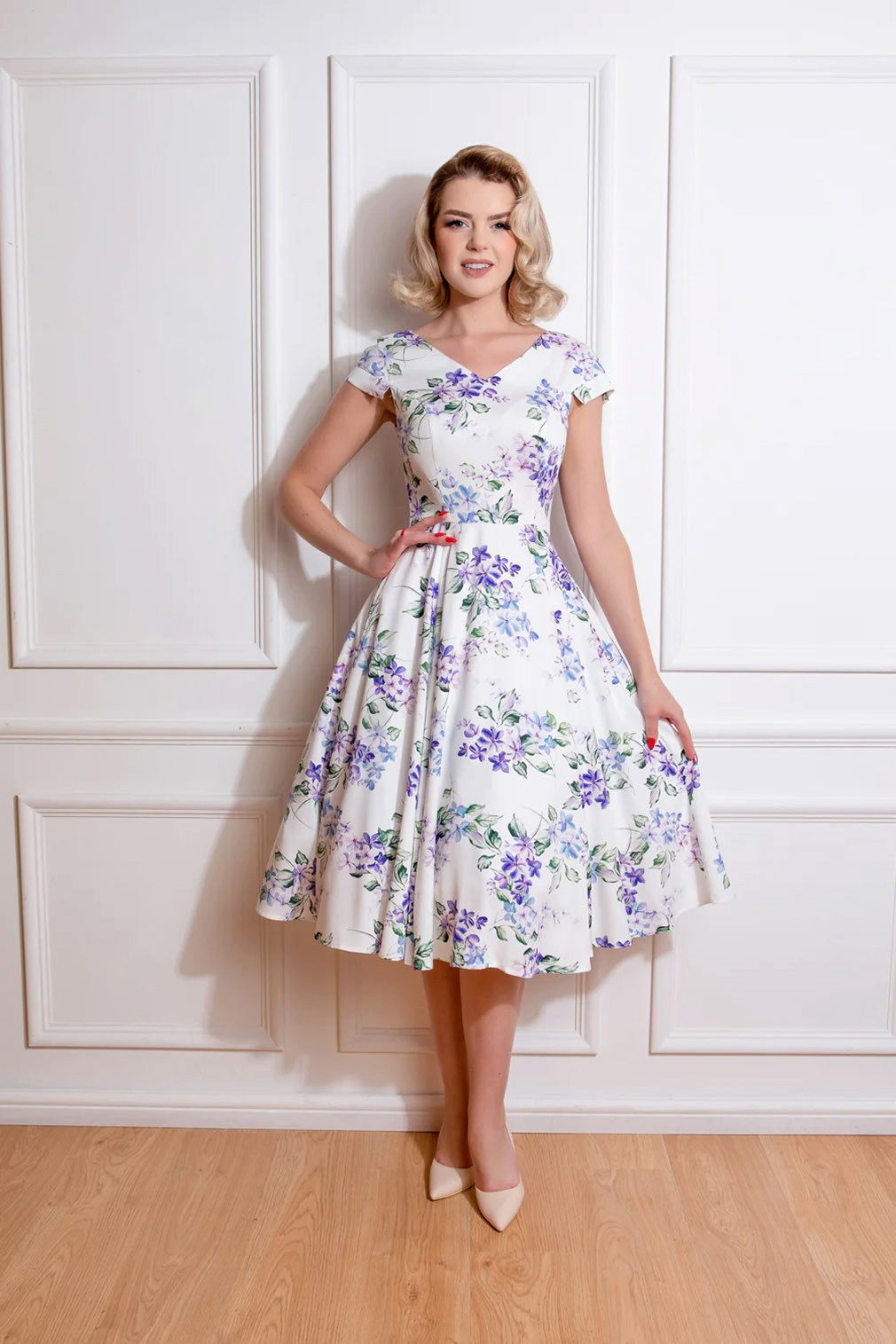 Hearts & Roses London A-Linien-Kleid Lucie Floral Swing Dress Rockabella Vi günstig online kaufen