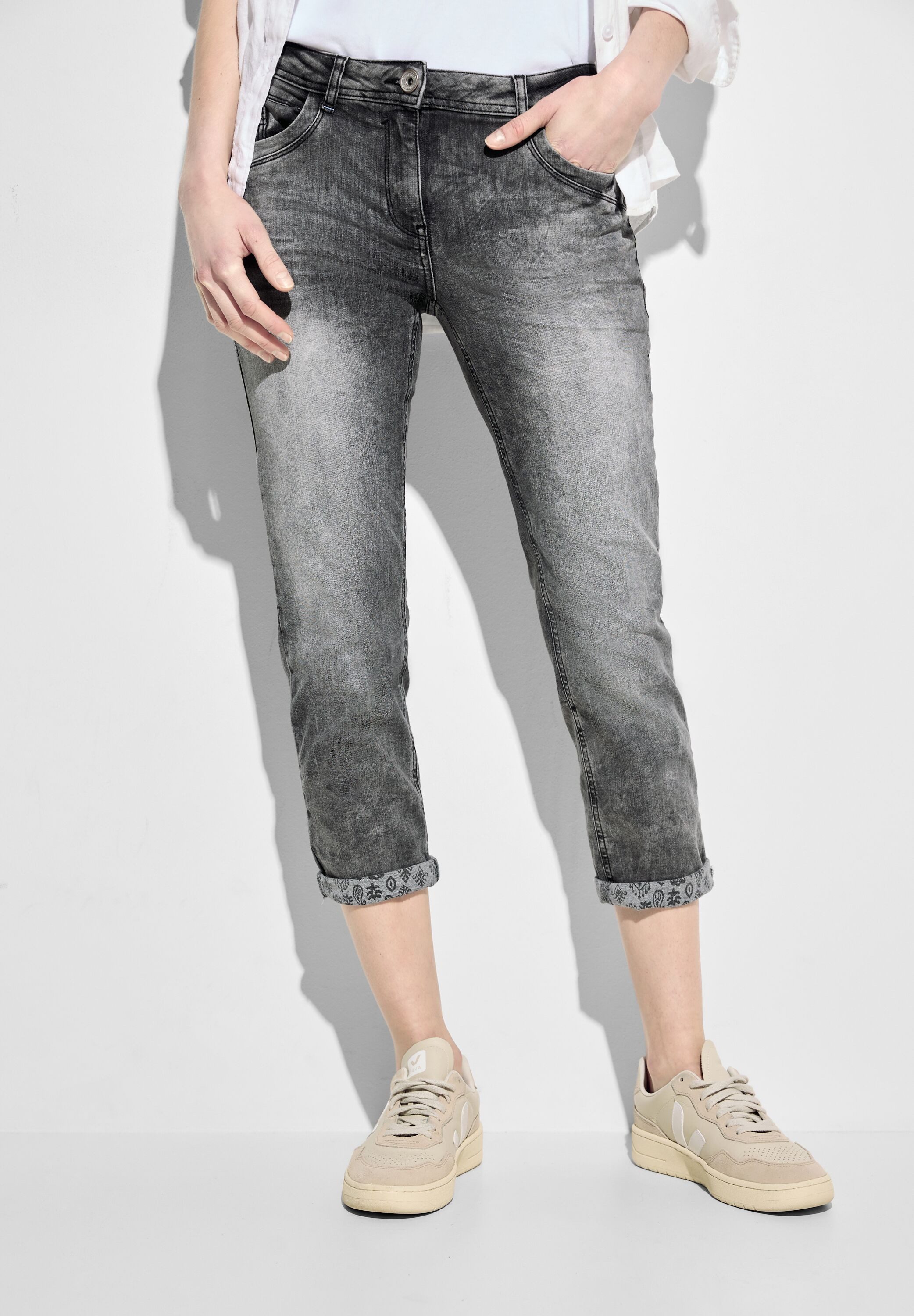 Cecil Boyfriend-Jeans mit grauer Waschung