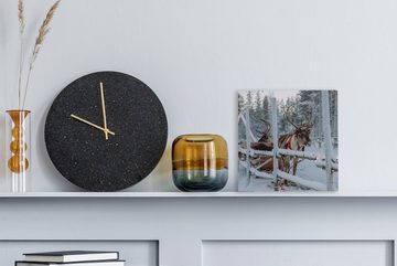 OneMillionCanvasses® Leinwandbild Ein Rentier im Weihnachtsmanndorf in Finnland, (1 St), Leinwand Bilder für Wohnzimmer Schlafzimmer