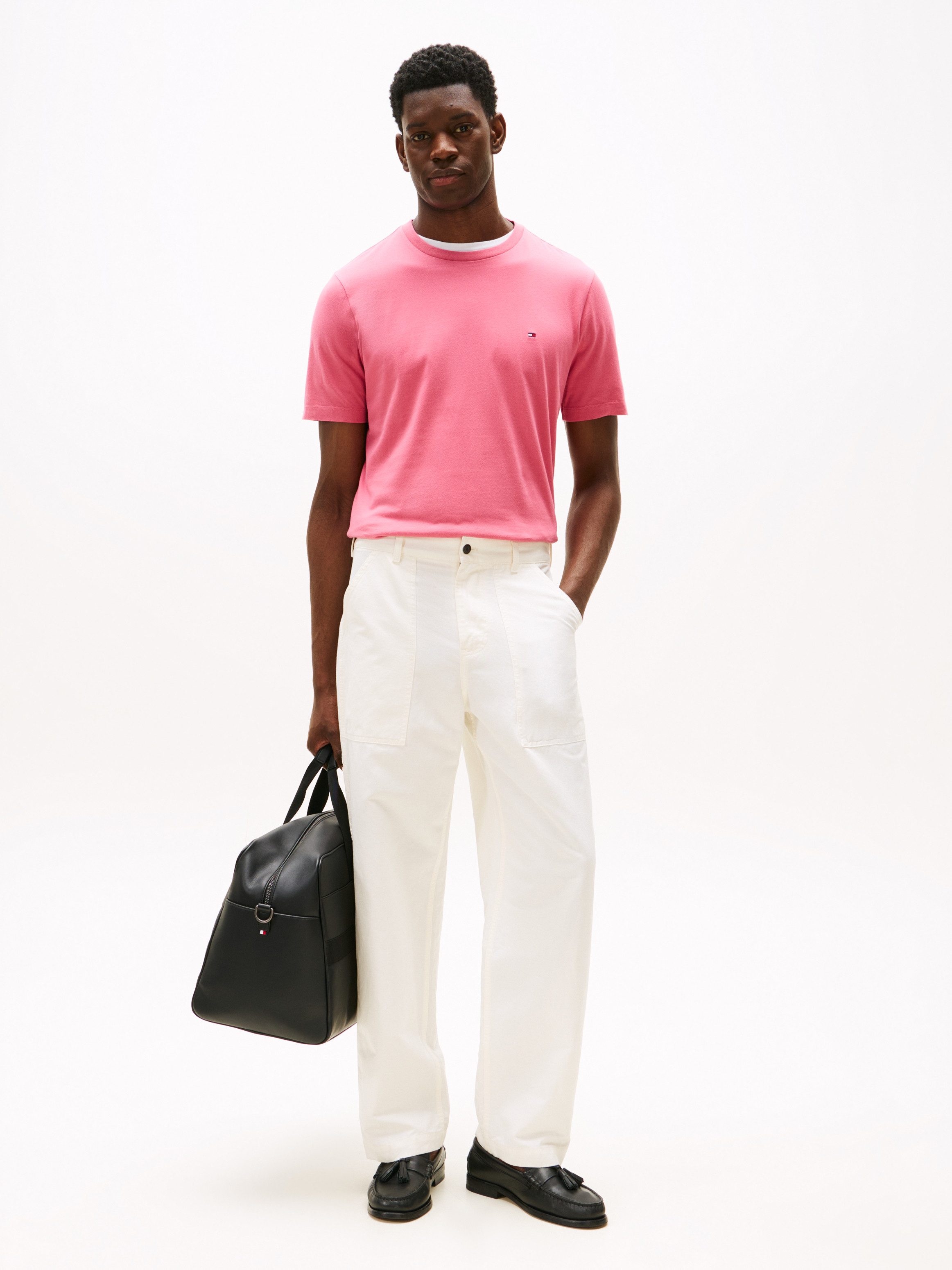 Tommy Hilfiger T-Shirt ESSENTIAL REG FIT SOLID TEE mit Stickerei und Rundha günstig online kaufen