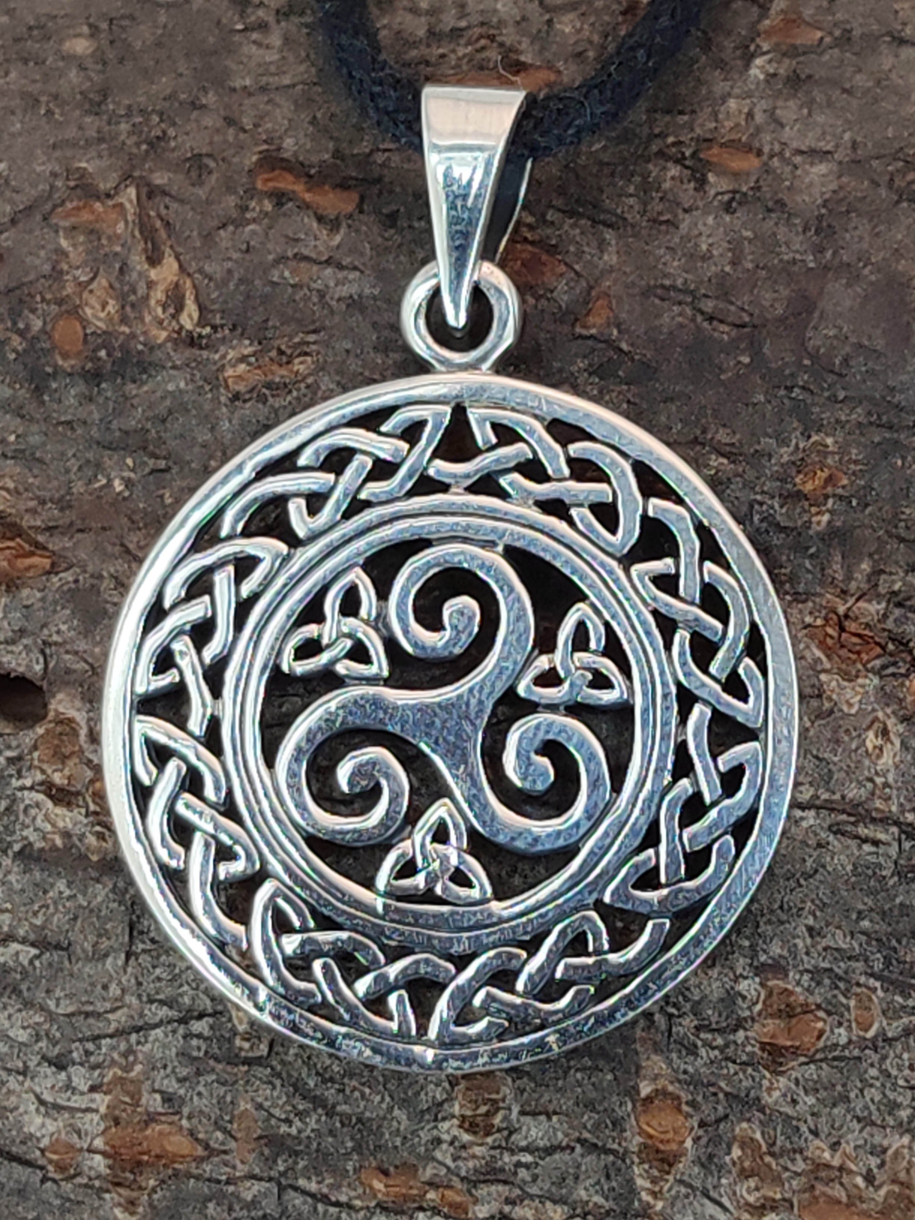 Kiss of Leather Kettenanhänger Triskele aus Spirale Triskelen Dreierspirale Silber 925 Sterling