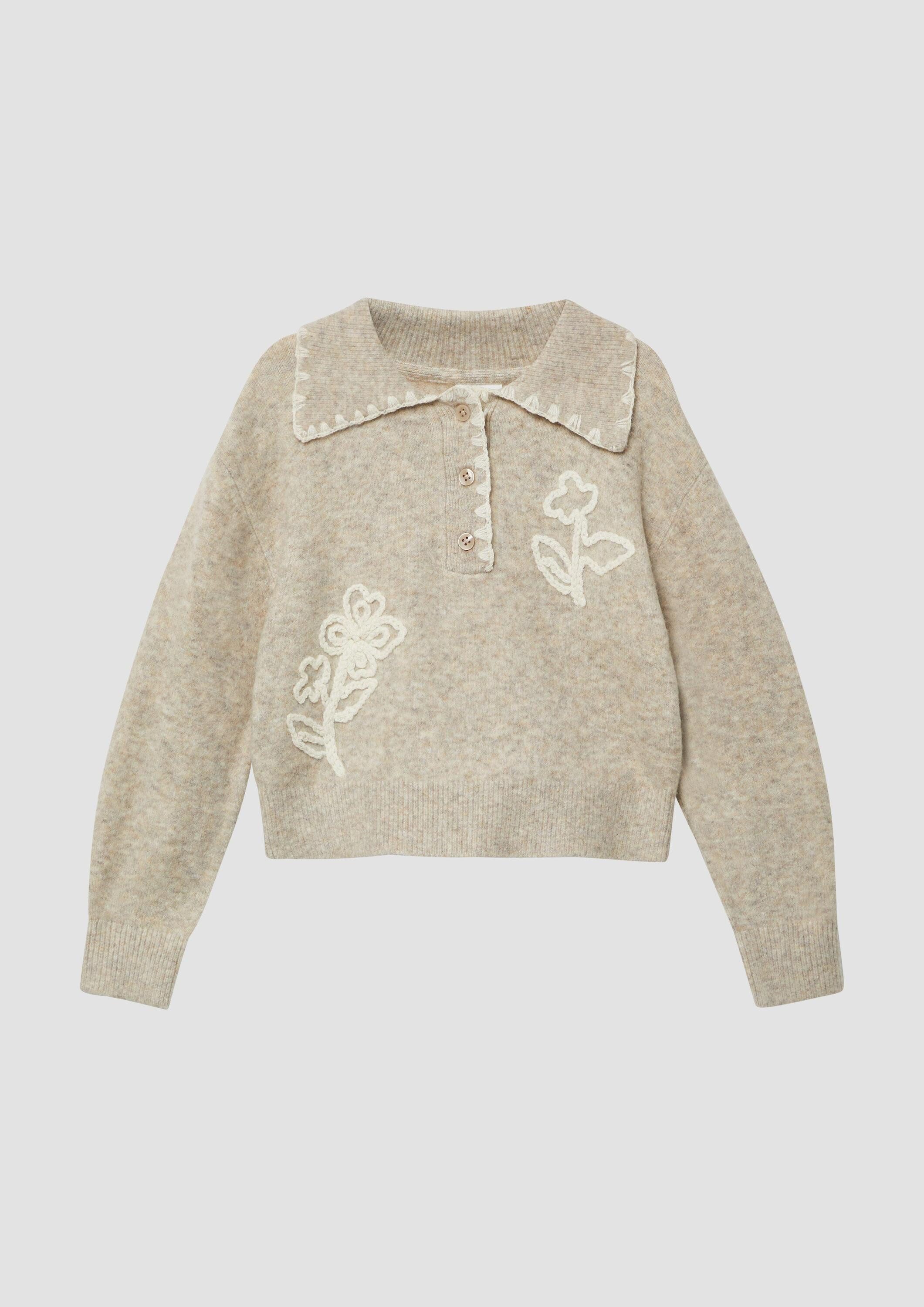 s.Oliver Longpullover Strickpullover Pullover mit Polokragen und floralen Stickerei-Details