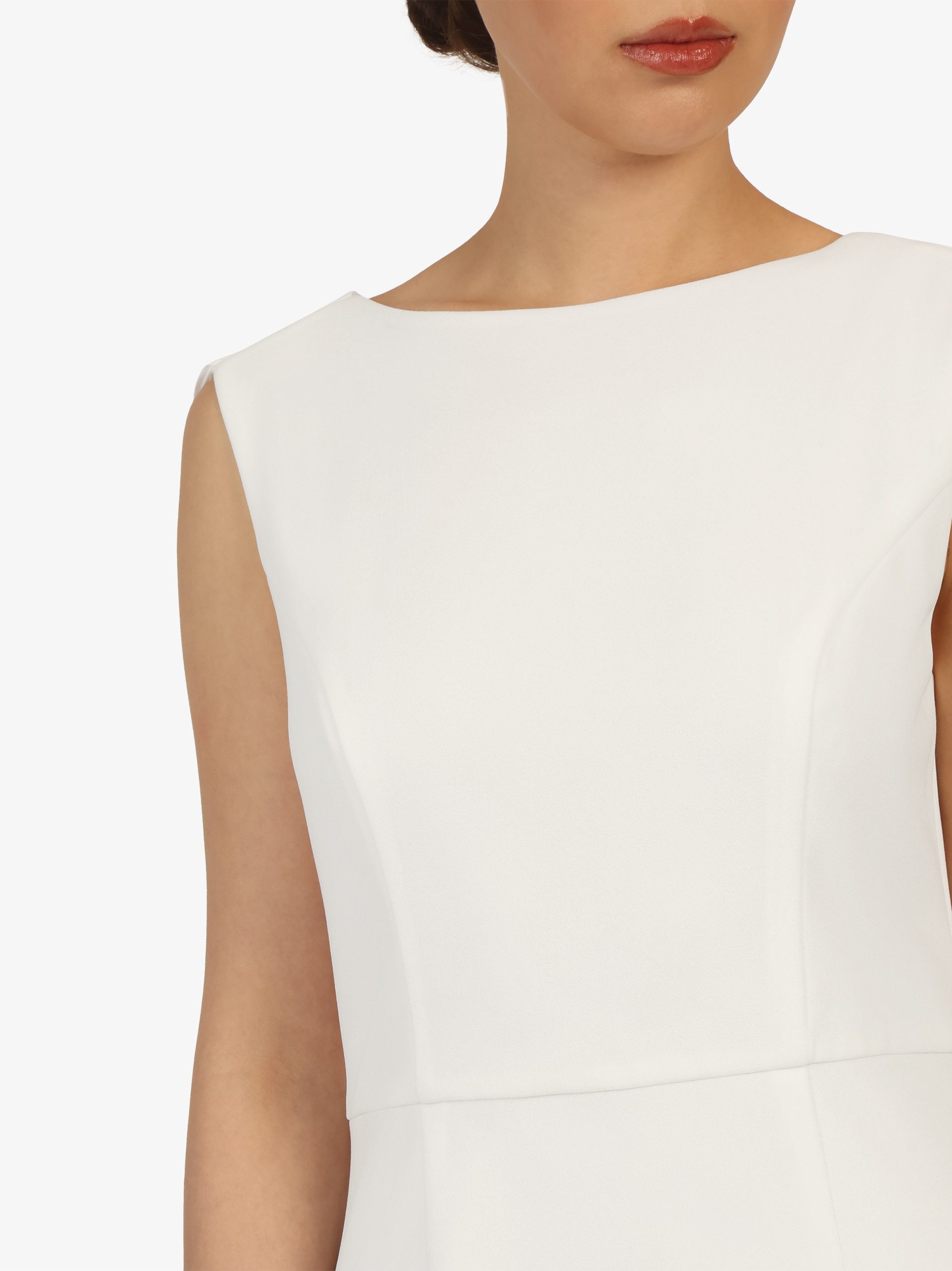 Kraimod Abendkleid mit Wasserfall-Rücken
