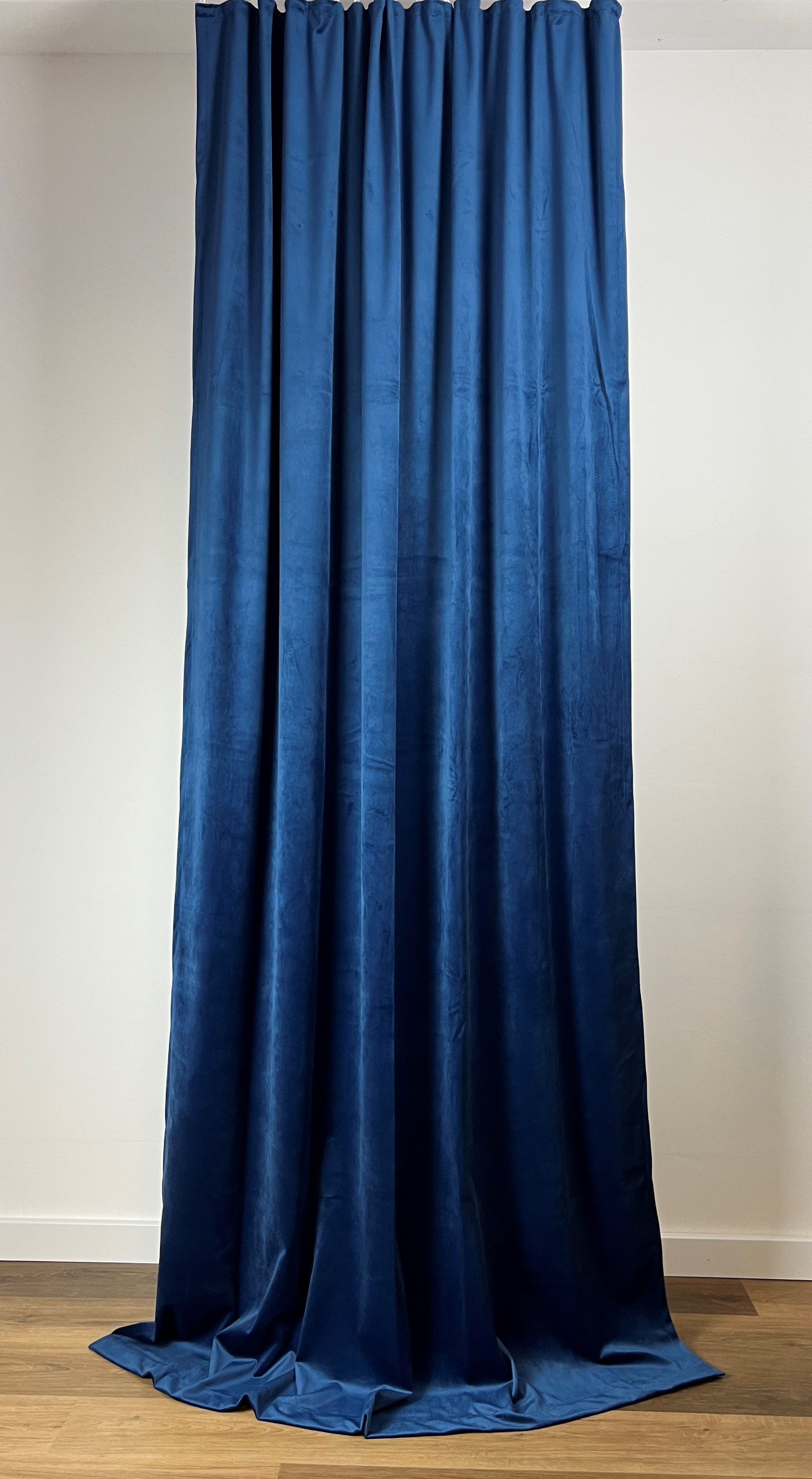 novumfix Vorhang Samtvorhang "Veluto" Kräuselband xxl bis 400 cm blau, abdunkelnd, Samt, besonders weich