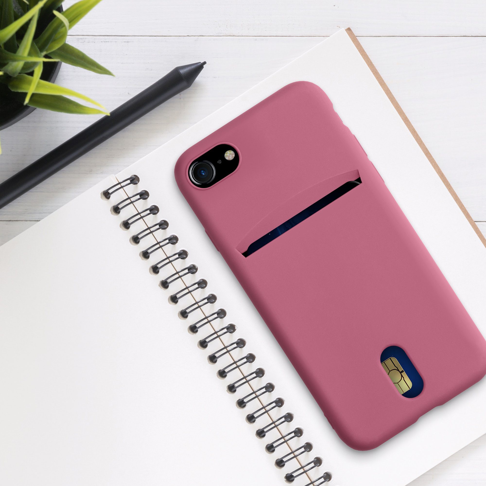 kwmobile Handyhülle Hülle für Apple iPhone SE / 8 / 7, Handy Schutzhülle Cover Case mit Kartenfach