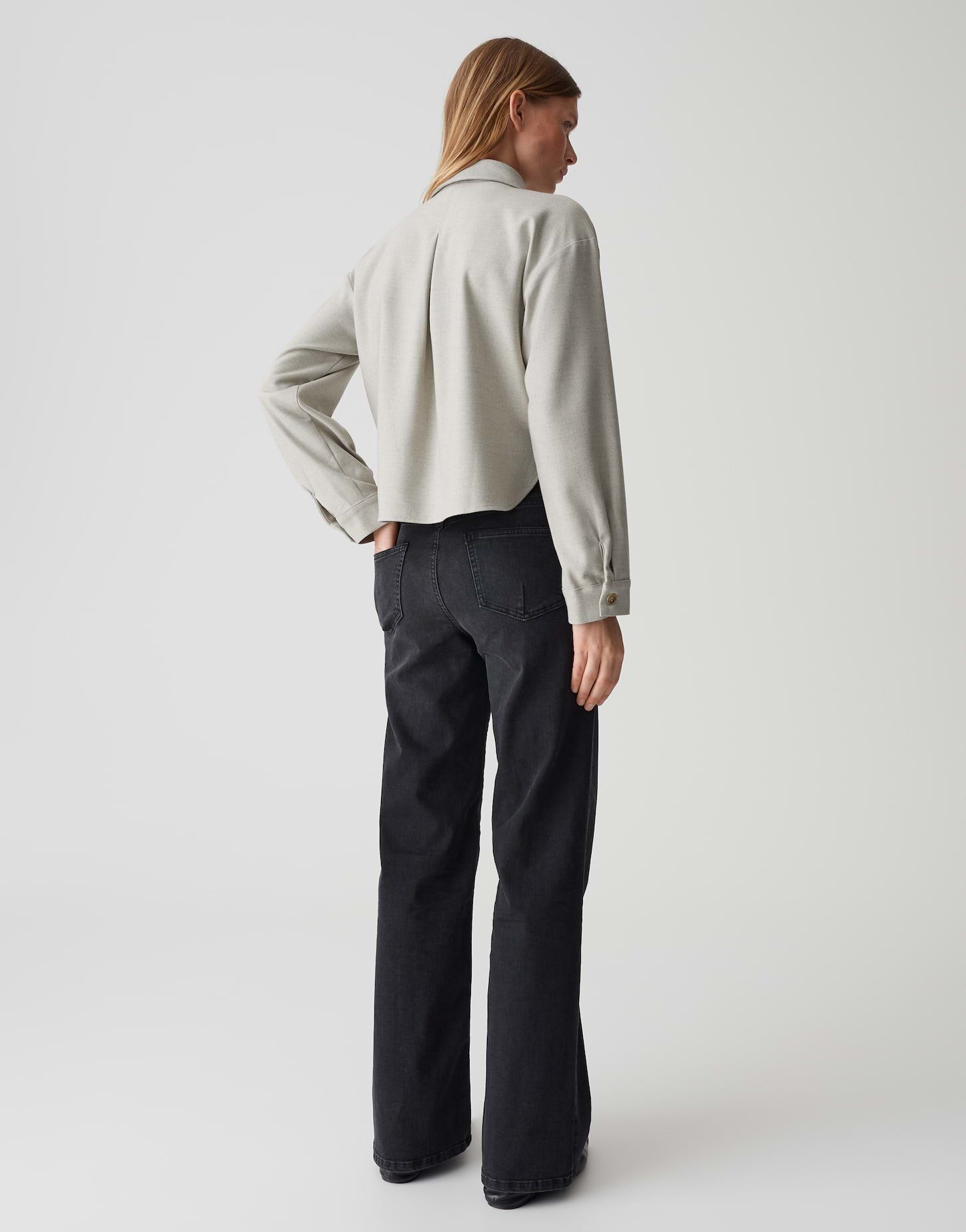 OPUS PANTS Hemdbluse FAMOSY aus nachhaltigem Viskose Mix Boxy Silhouette, aufgesetzte Taschen vorne, Knopfleiste
