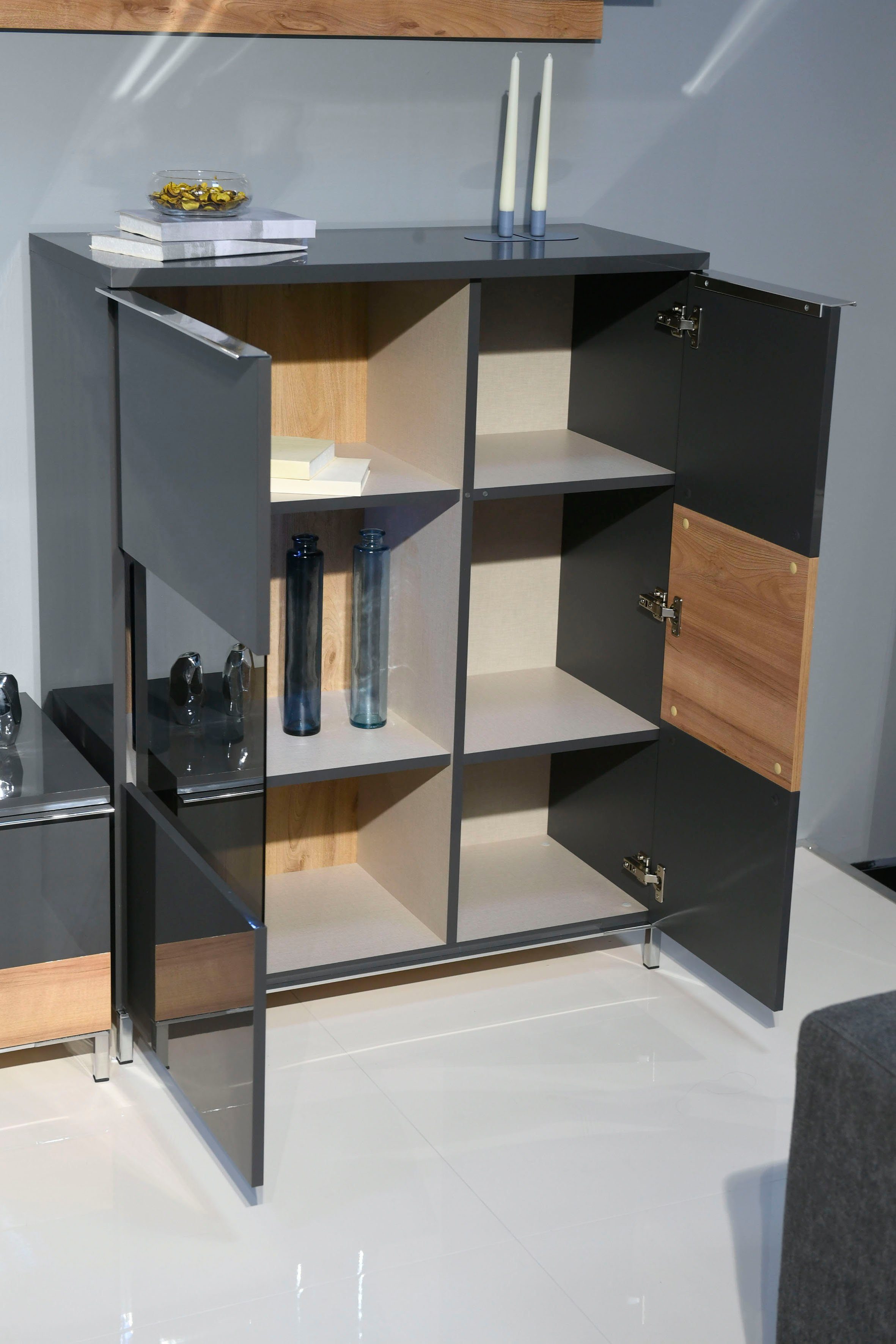 Style Soft-Close-Funktion Onyx Places mit of Vitrine