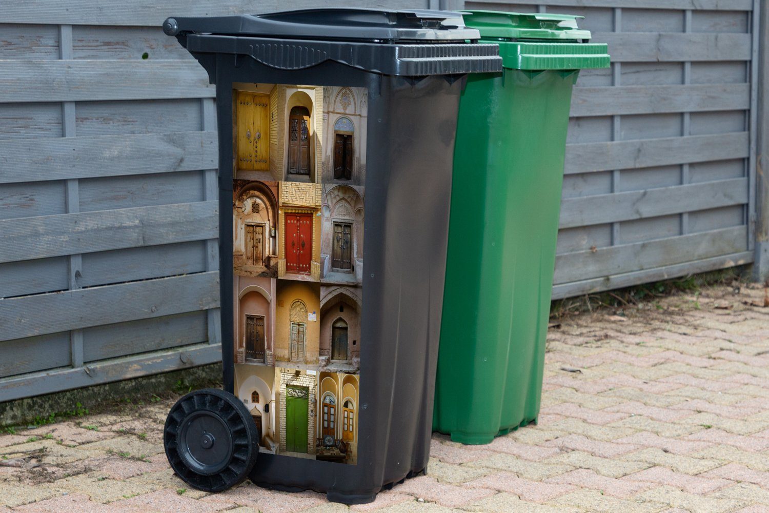 - Architektur Collage Container, Mülltonne, Farbenfroh Abfalbehälter Sticker, Türen Wandsticker (1 St), MuchoWow - - Vintage - Mülleimer-aufkleber,