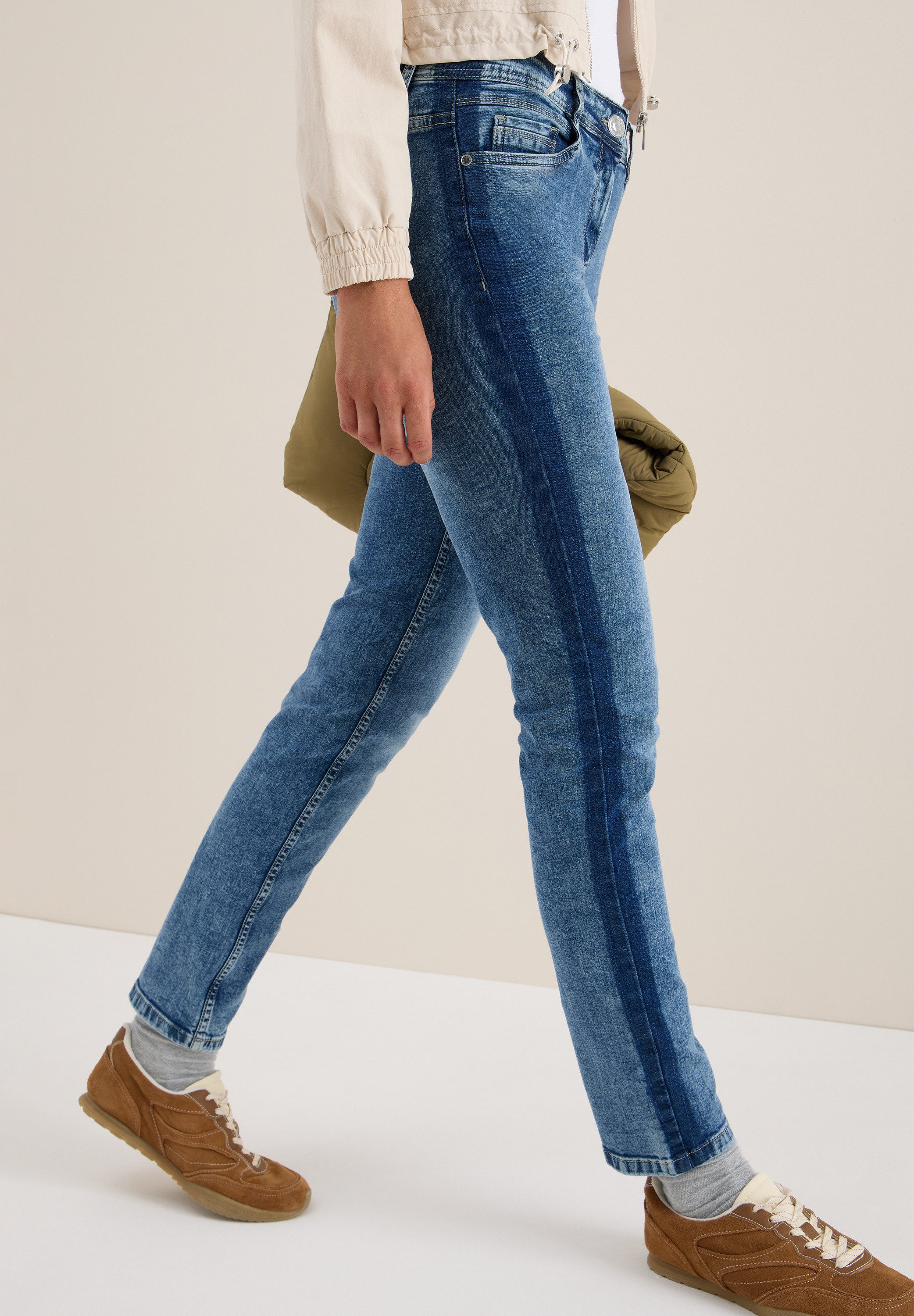 CECIL Comfort-fit-Jeans aus Baumwolle mit Stretchanteil – Bild 3 von 5