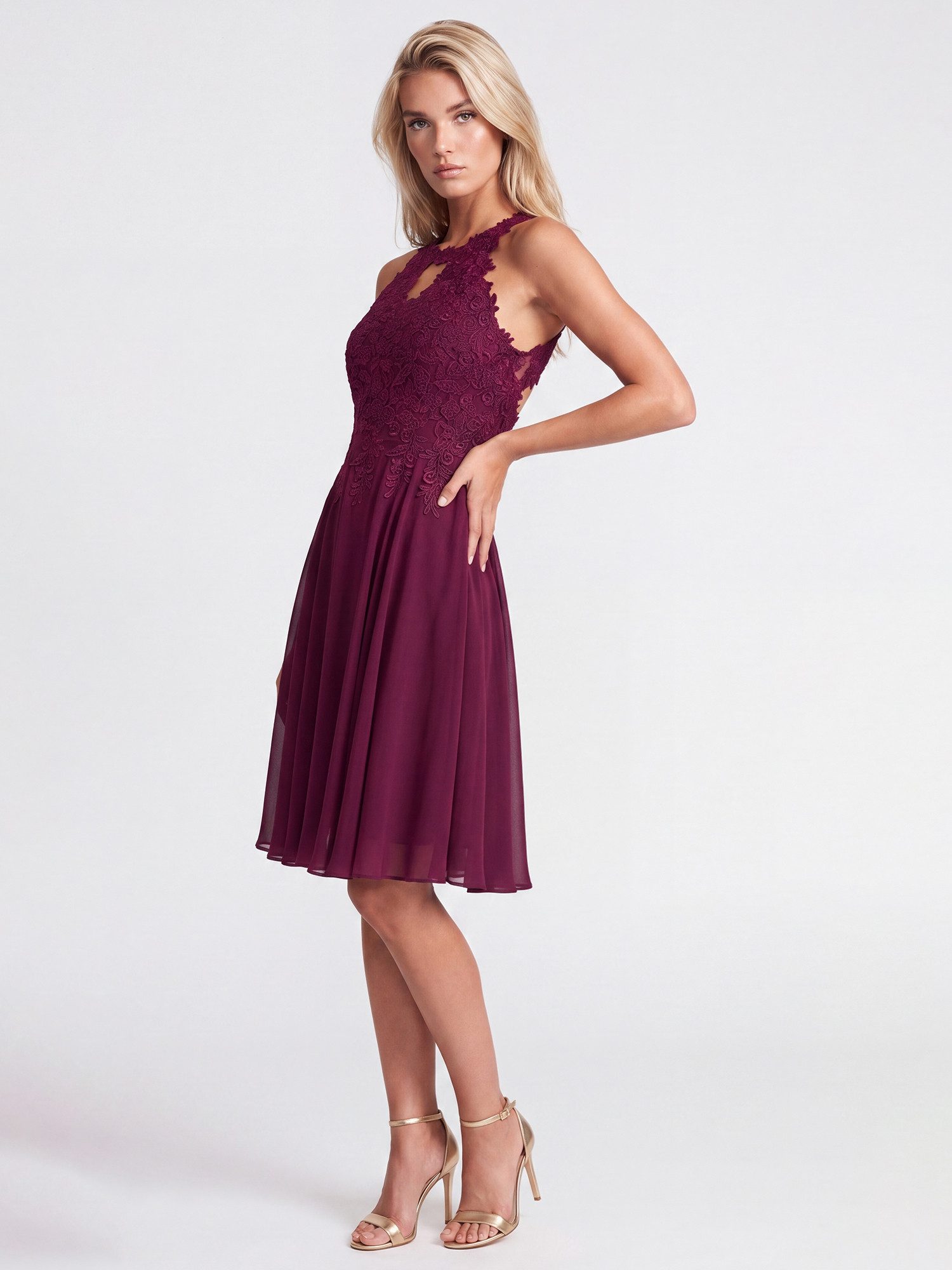 Apart Cocktailkleid mit floraler Spitzenpracht – Bild 4 von 5