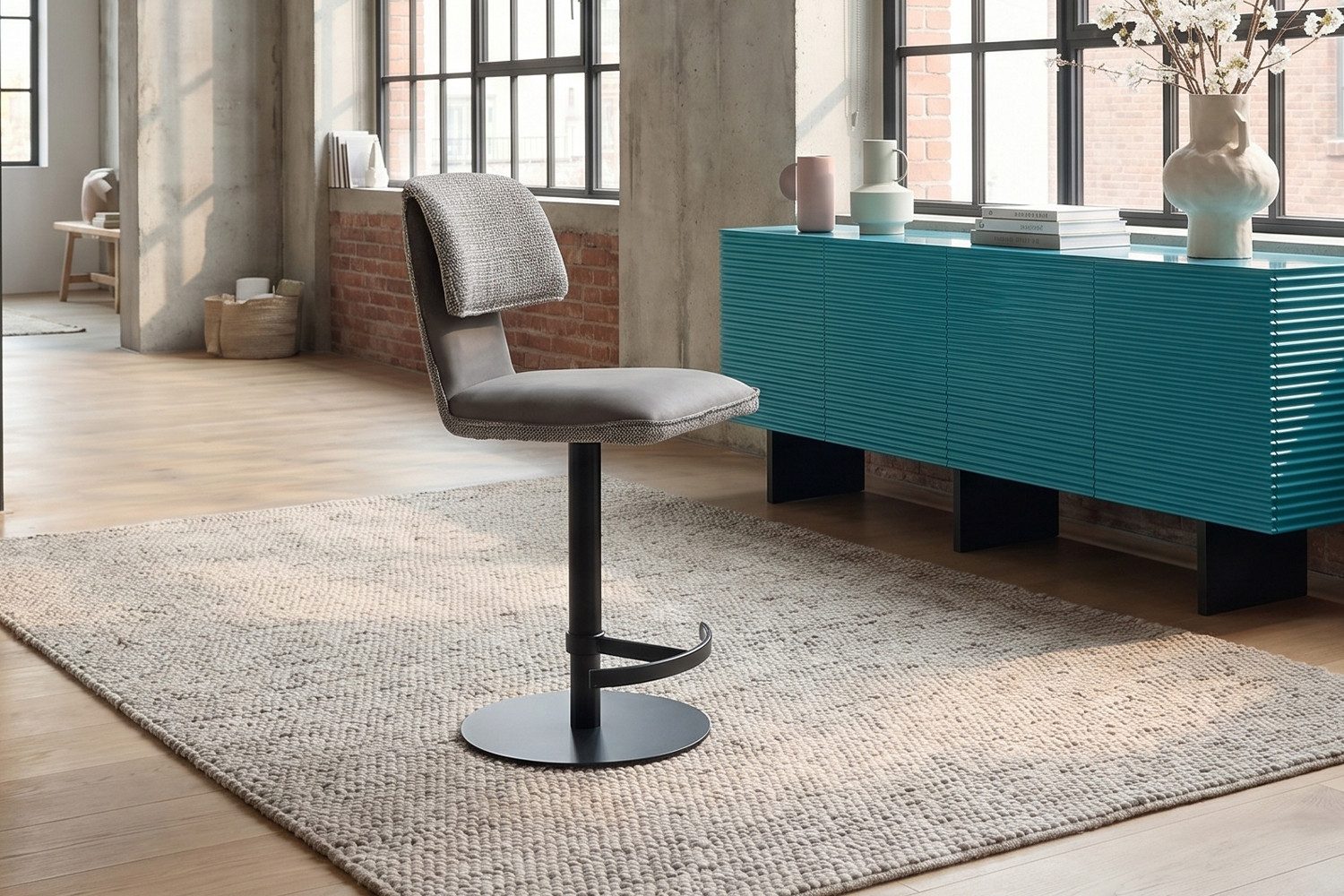 KAWOLA Barhocker LILIANA Barhocker 360° drehbar, Auto-Return-Funktion (1 St), Höhenverstellbar, Bouclé-Optik, flexible Rückenlehne, Stahlgestell