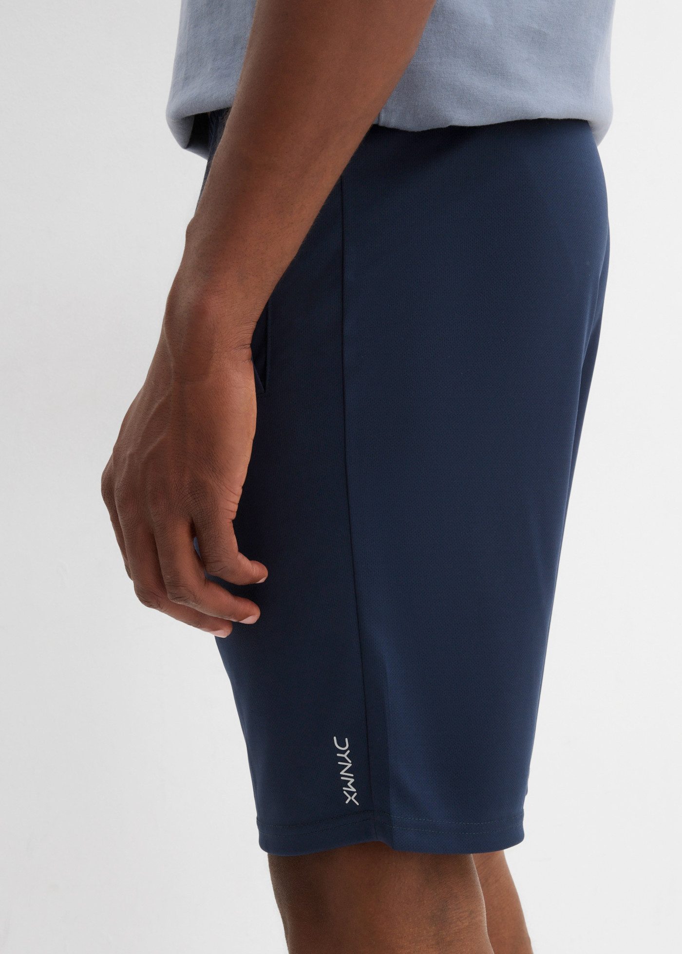 bonprix Shorts aus Polyester, schnelltrocknend, Regular Fit
